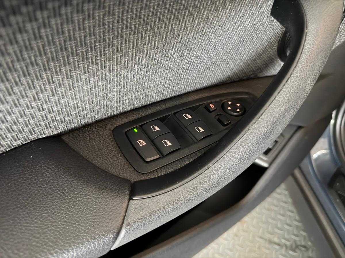 bmw-x1-2017-diesel-1496cc
