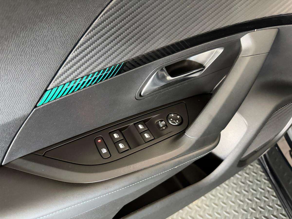 peugeot-2008-2022-diesel-1499cc
