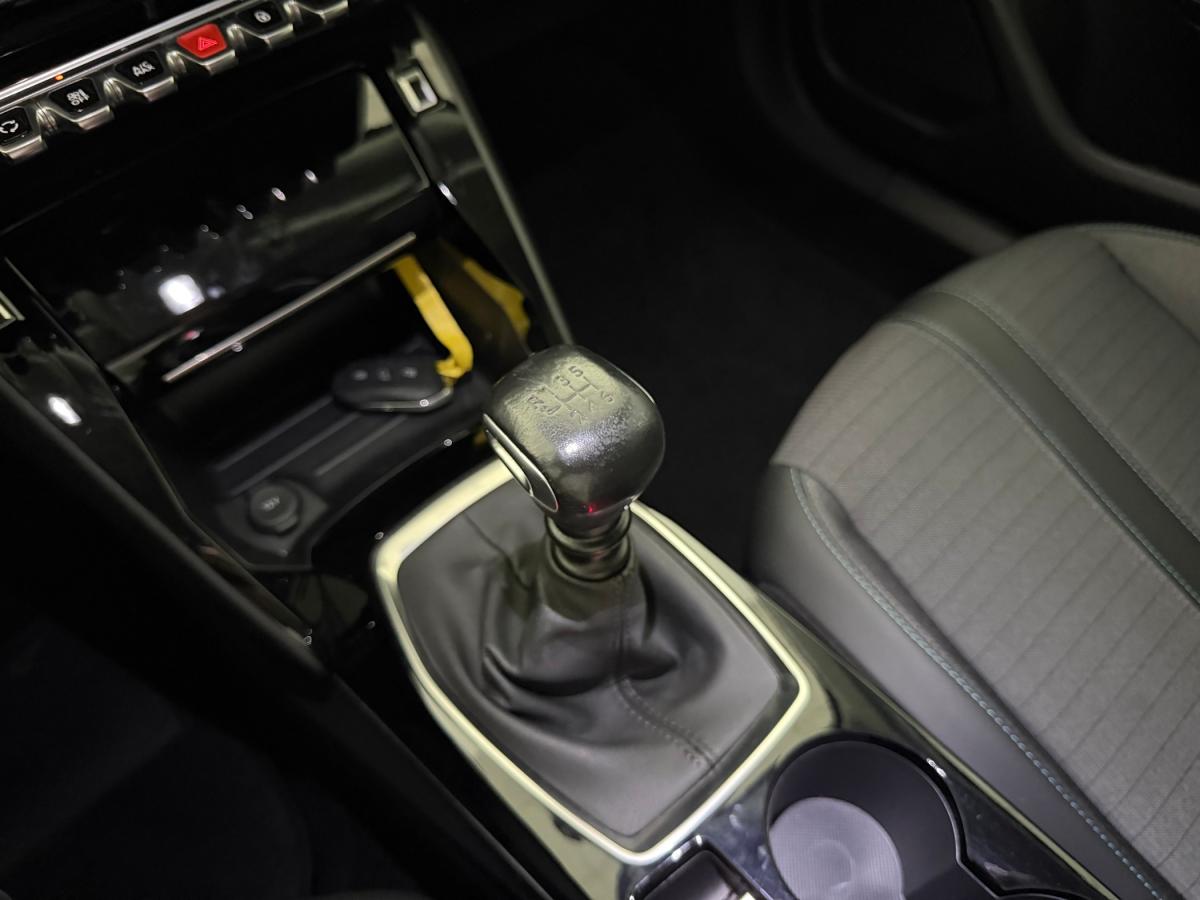 peugeot-2008-2022-diesel-1499cc