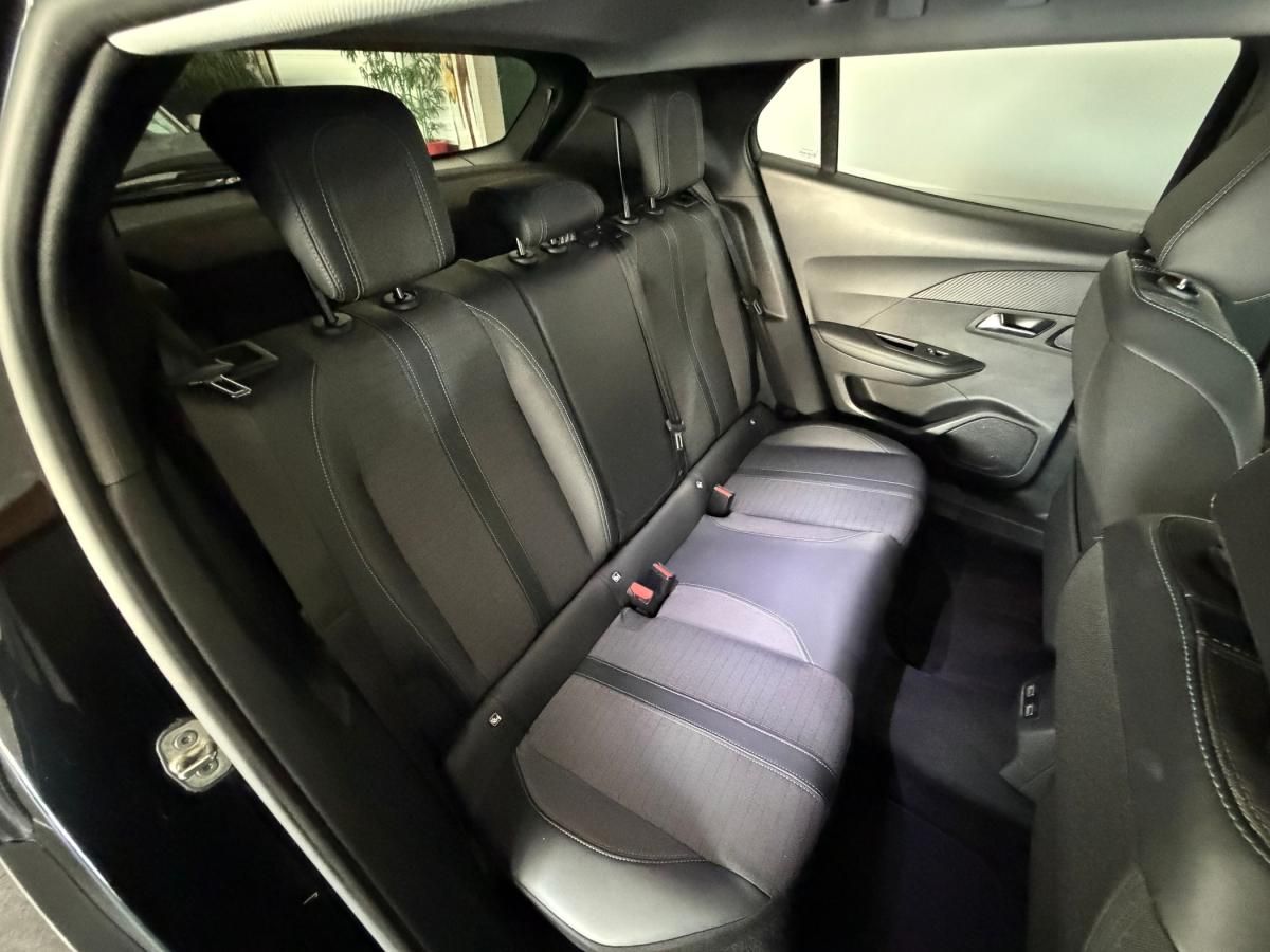 peugeot-2008-2022-diesel-1499cc