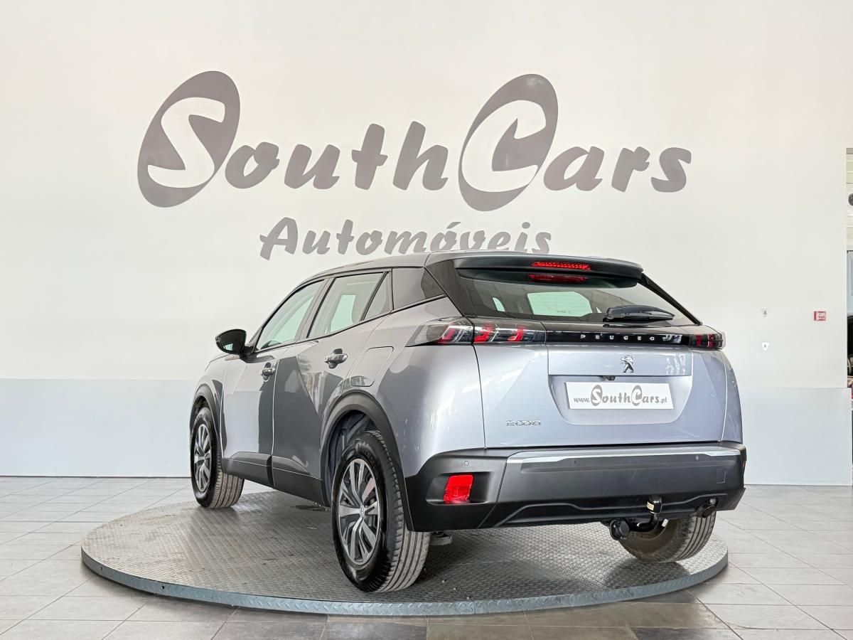 peugeot-2008-2021-gasolina-1199cc