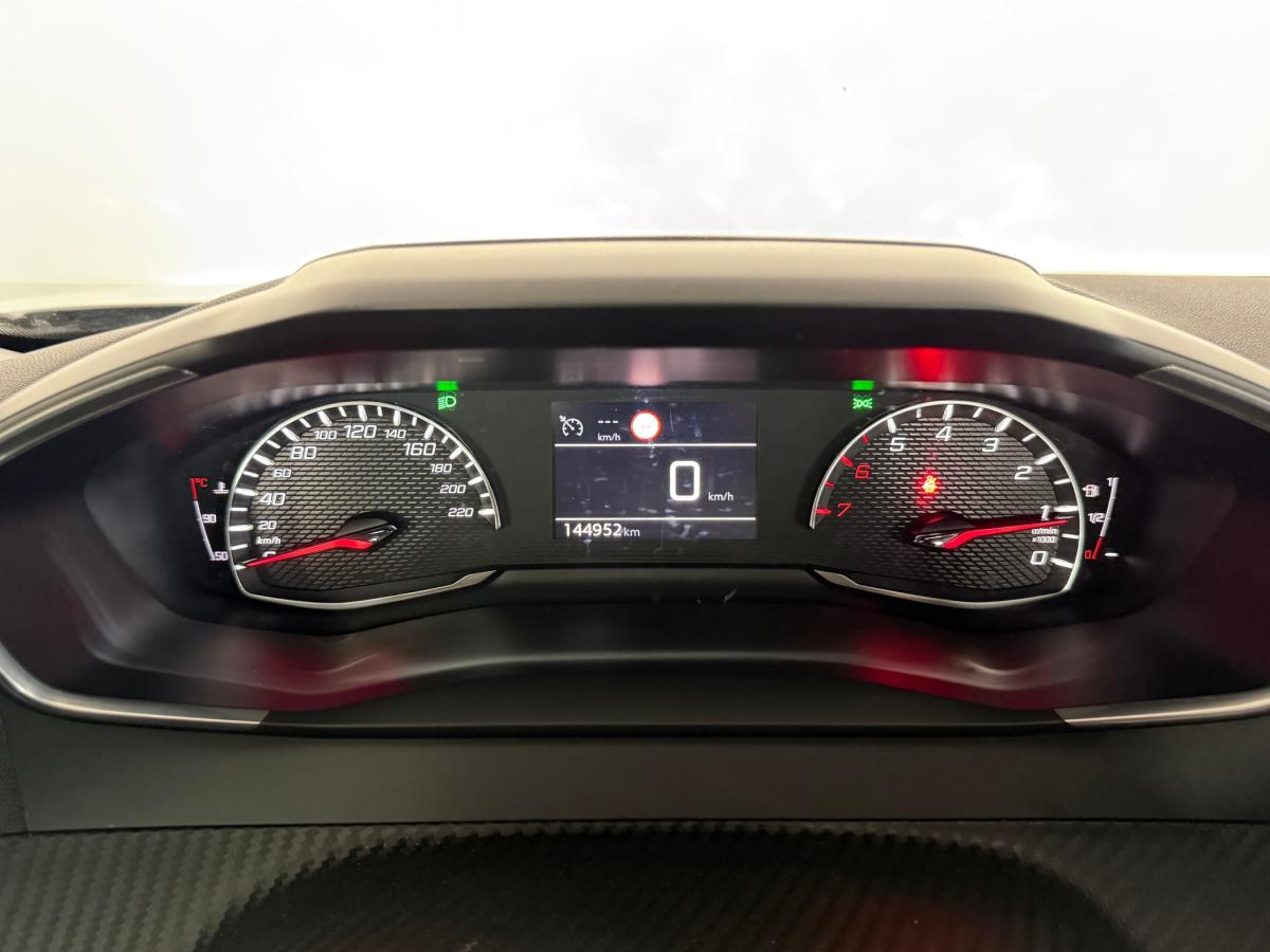 peugeot-2008-2021-gasolina-1199cc