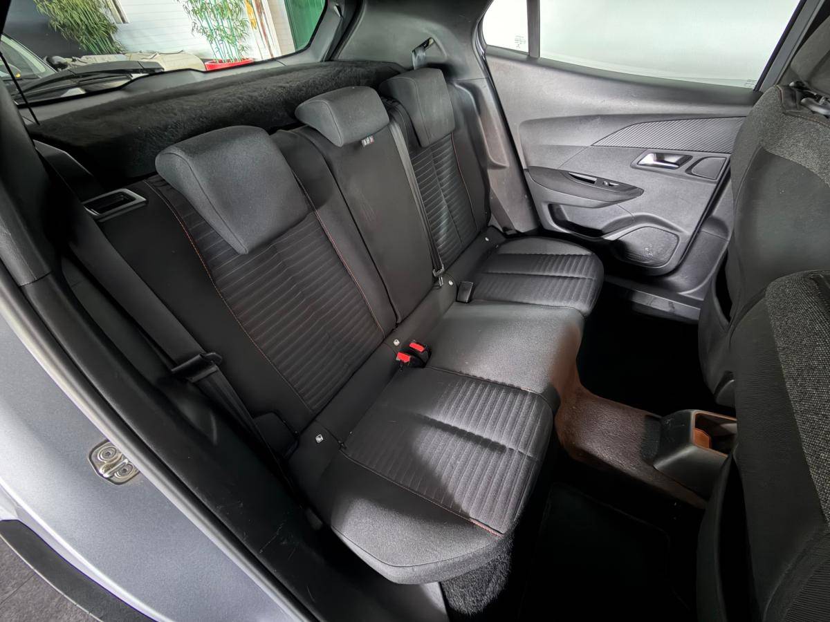 peugeot-2008-2021-gasolina-1199cc