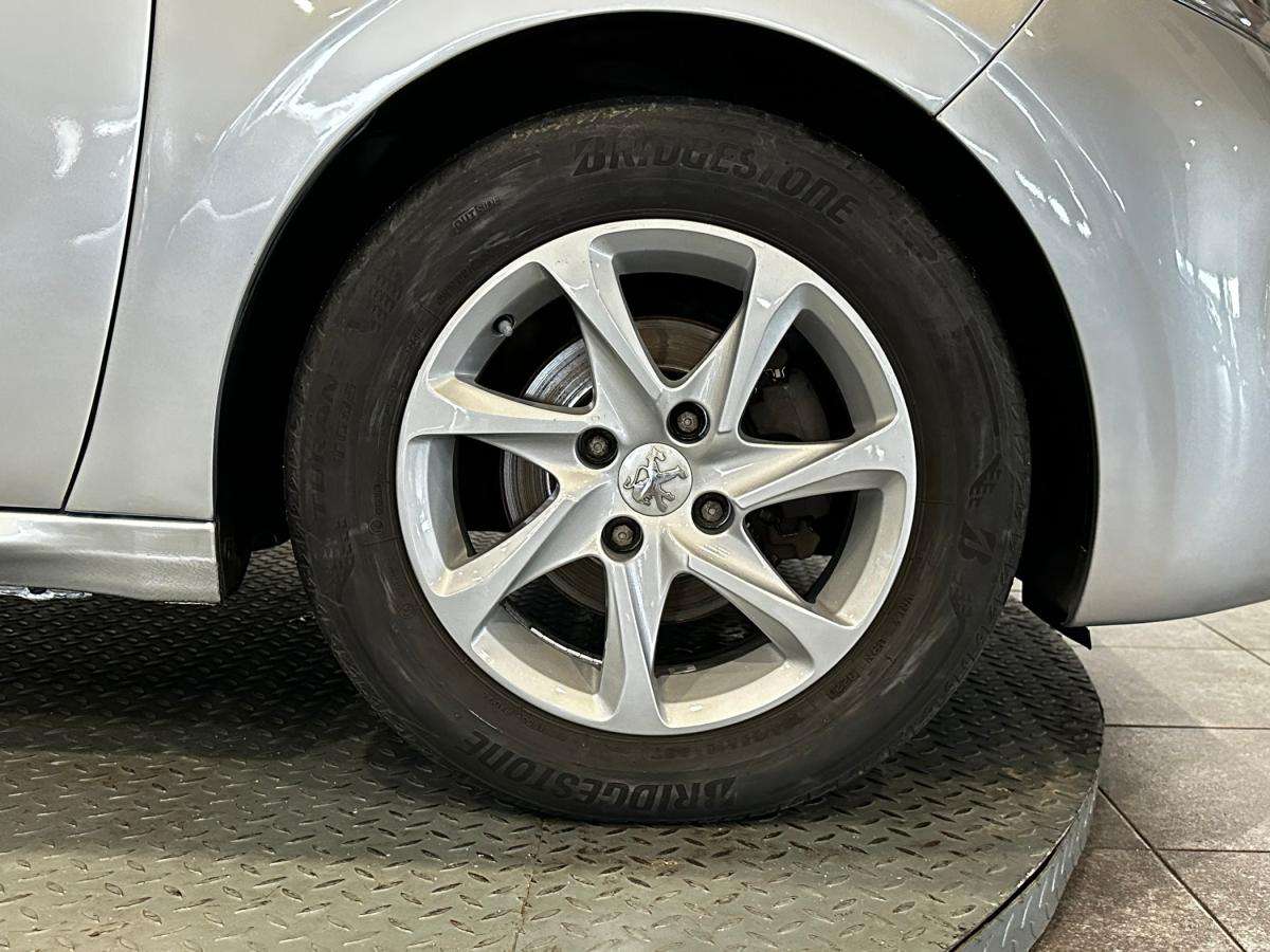 peugeot-208-2012-diesel-1398cc