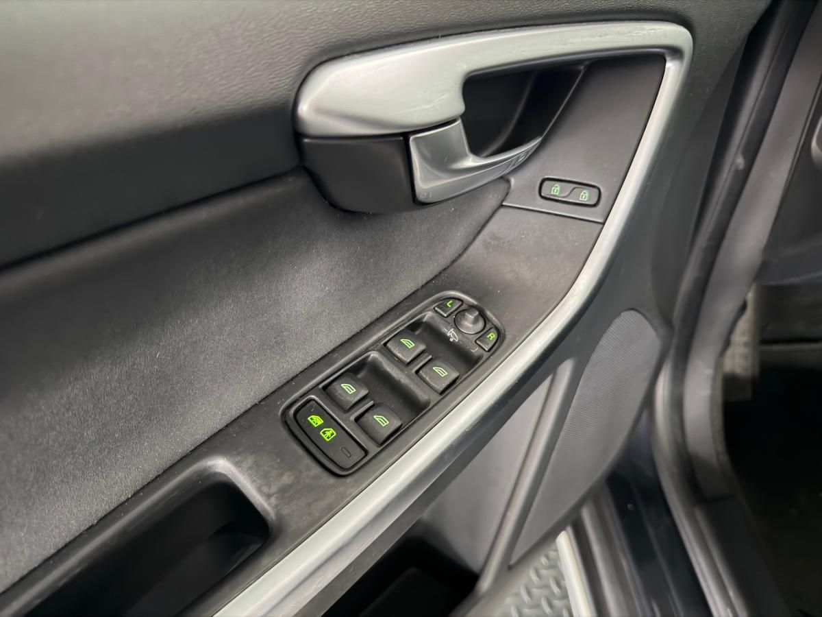 volvo-xc60-2010-diesel-1984cc