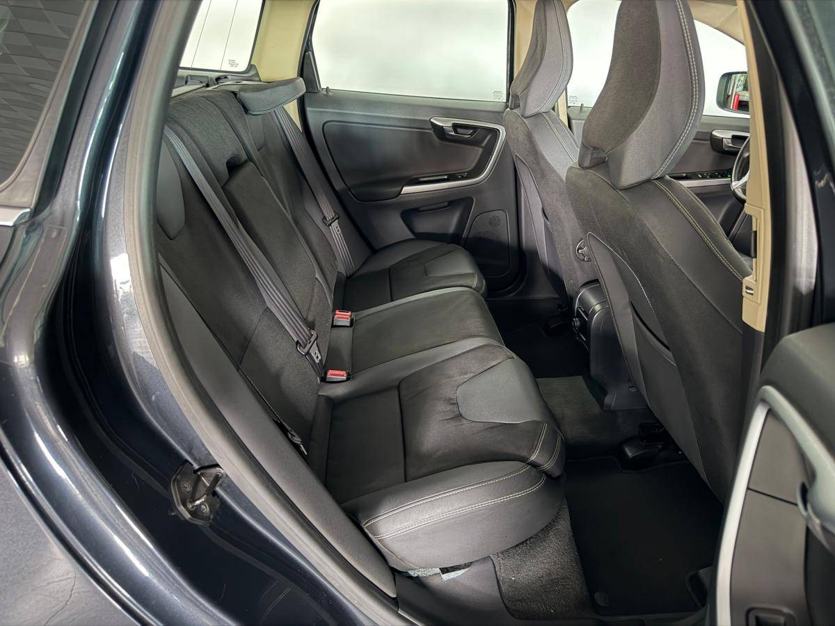 volvo-xc60-2010-diesel-1984cc