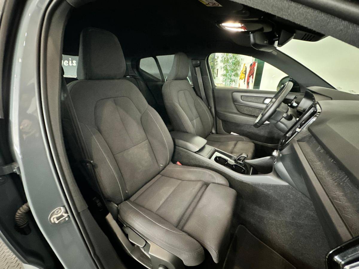 volvo-xc40-2023-eletrico-0cc