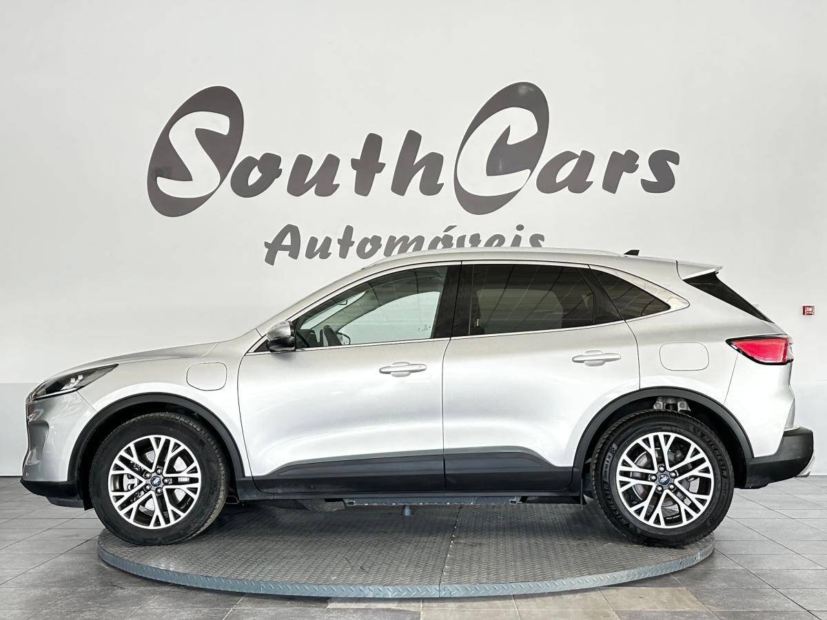 ford-kuga-2021-hibrido-a-gasolina-2488cc