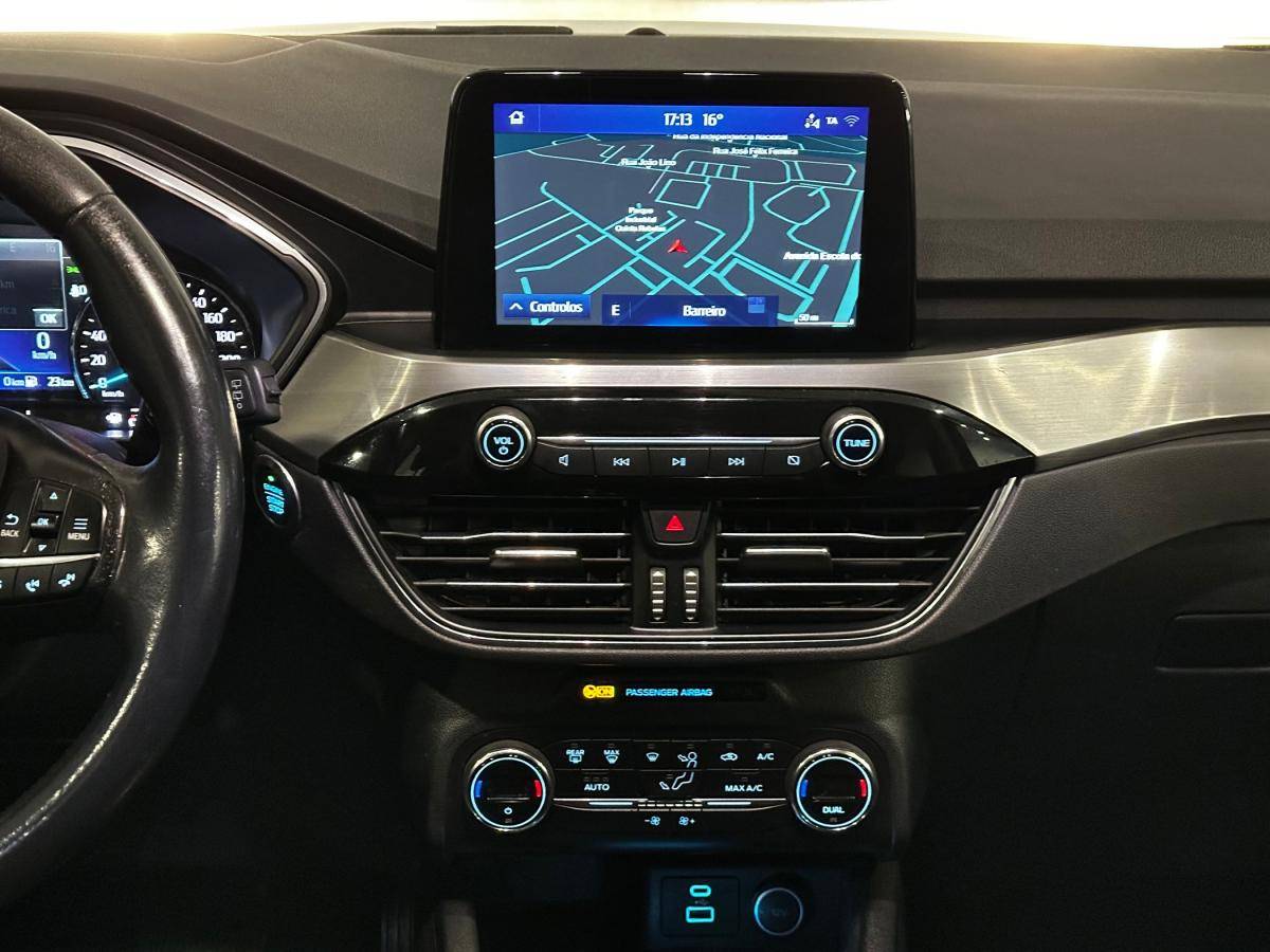 ford-kuga-2021-hibrido-a-gasolina-2488cc