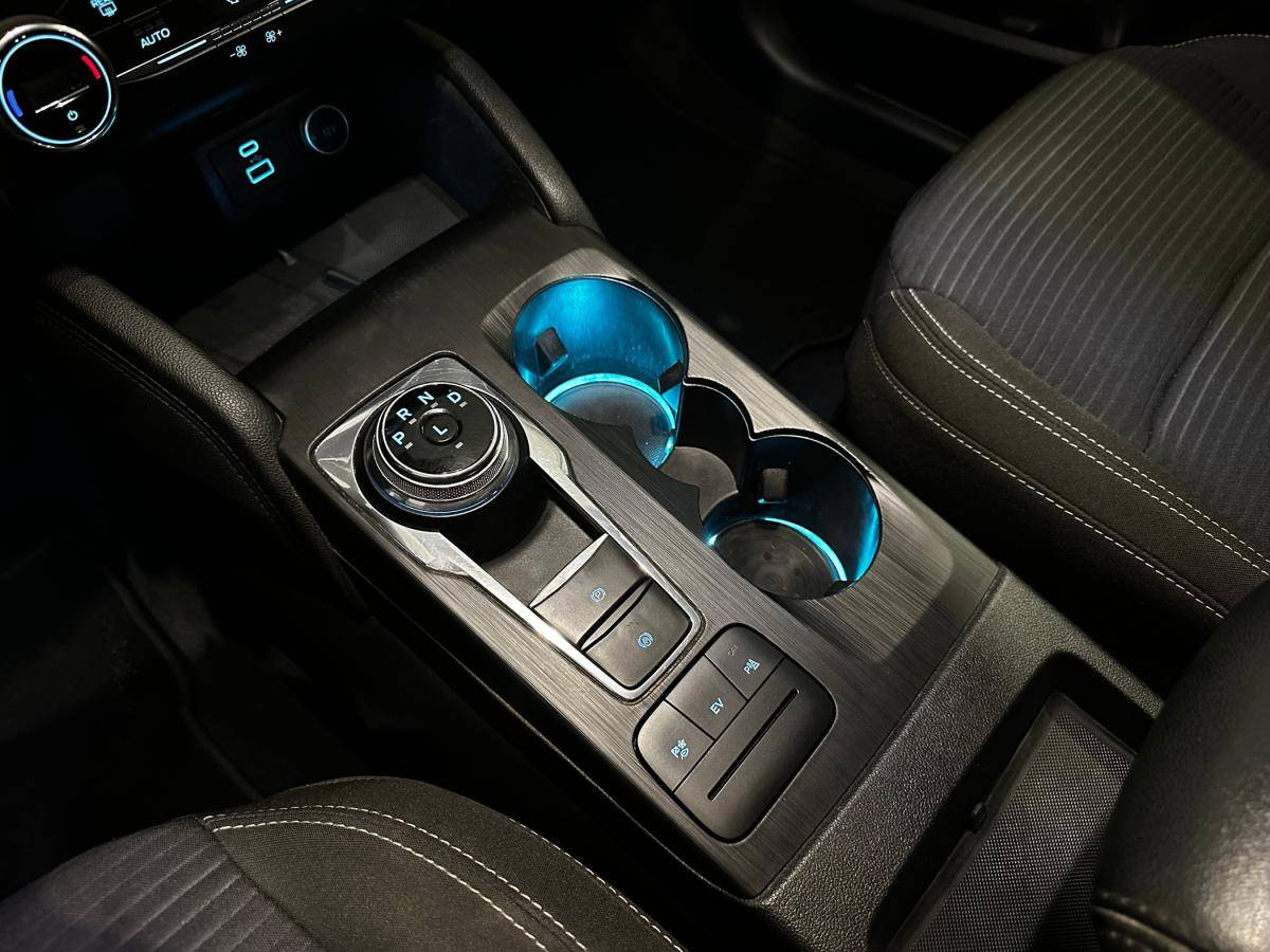 ford-kuga-2021-hibrido-a-gasolina-2488cc