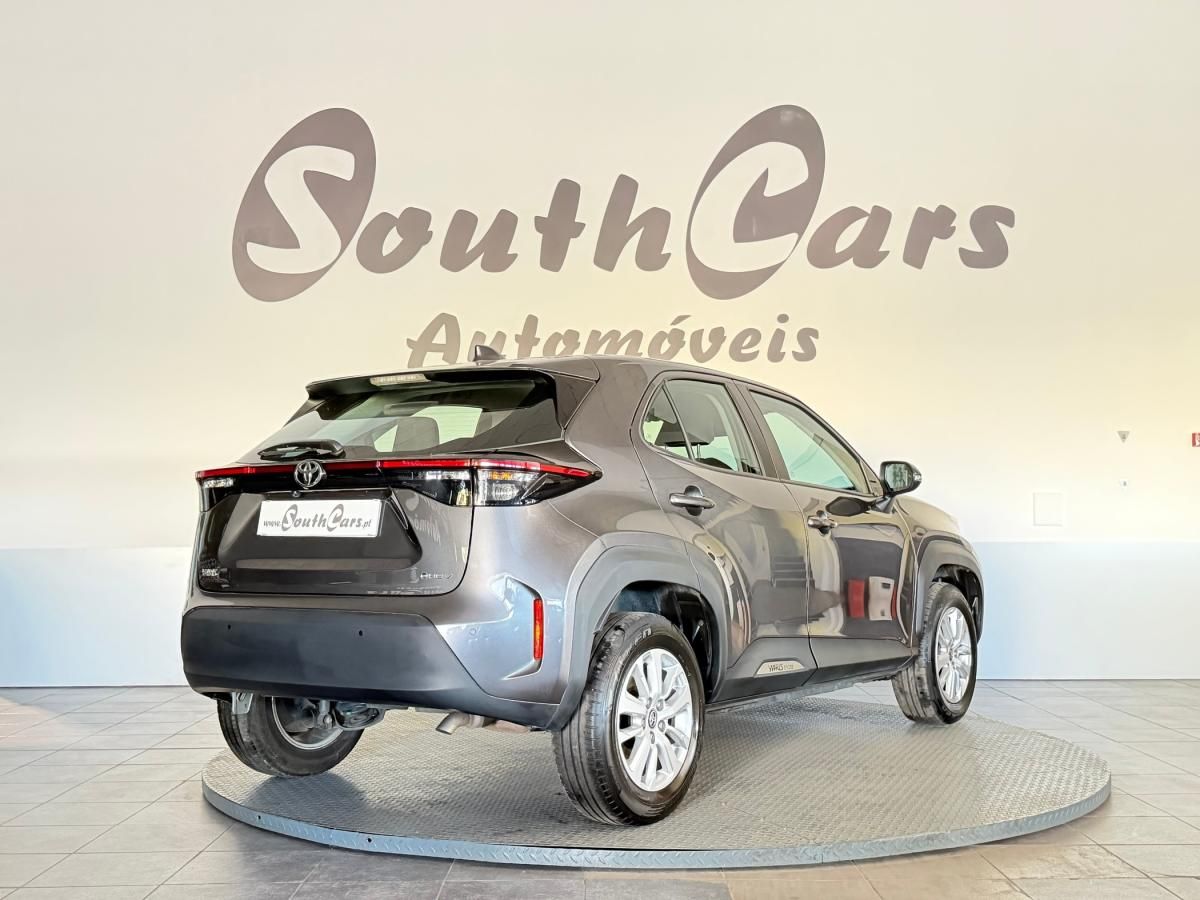 toyota-yaris-cross-2024-hibrido-a-gasolina-1490cc