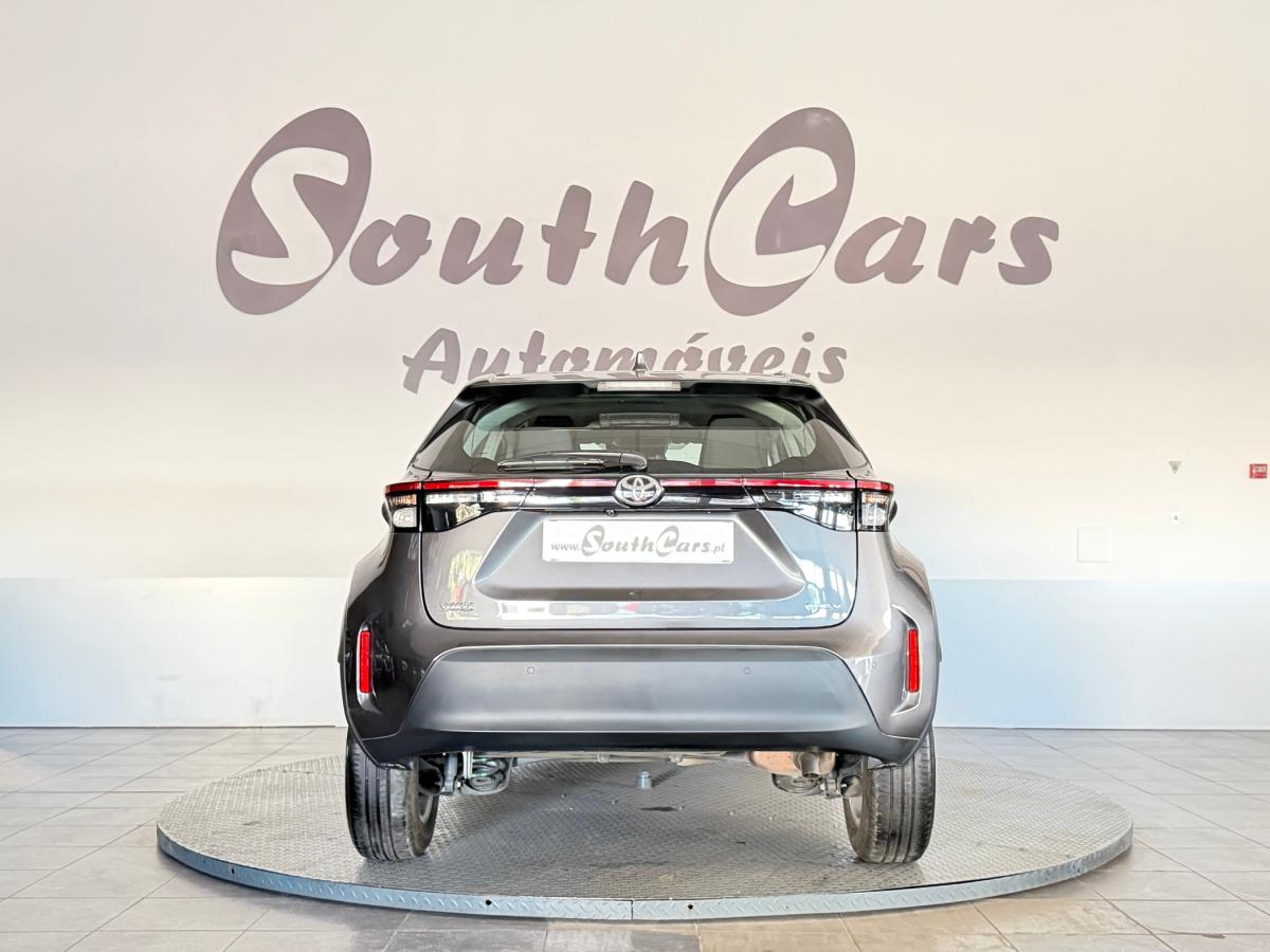 toyota-yaris-cross-2024-hibrido-a-gasolina-1490cc