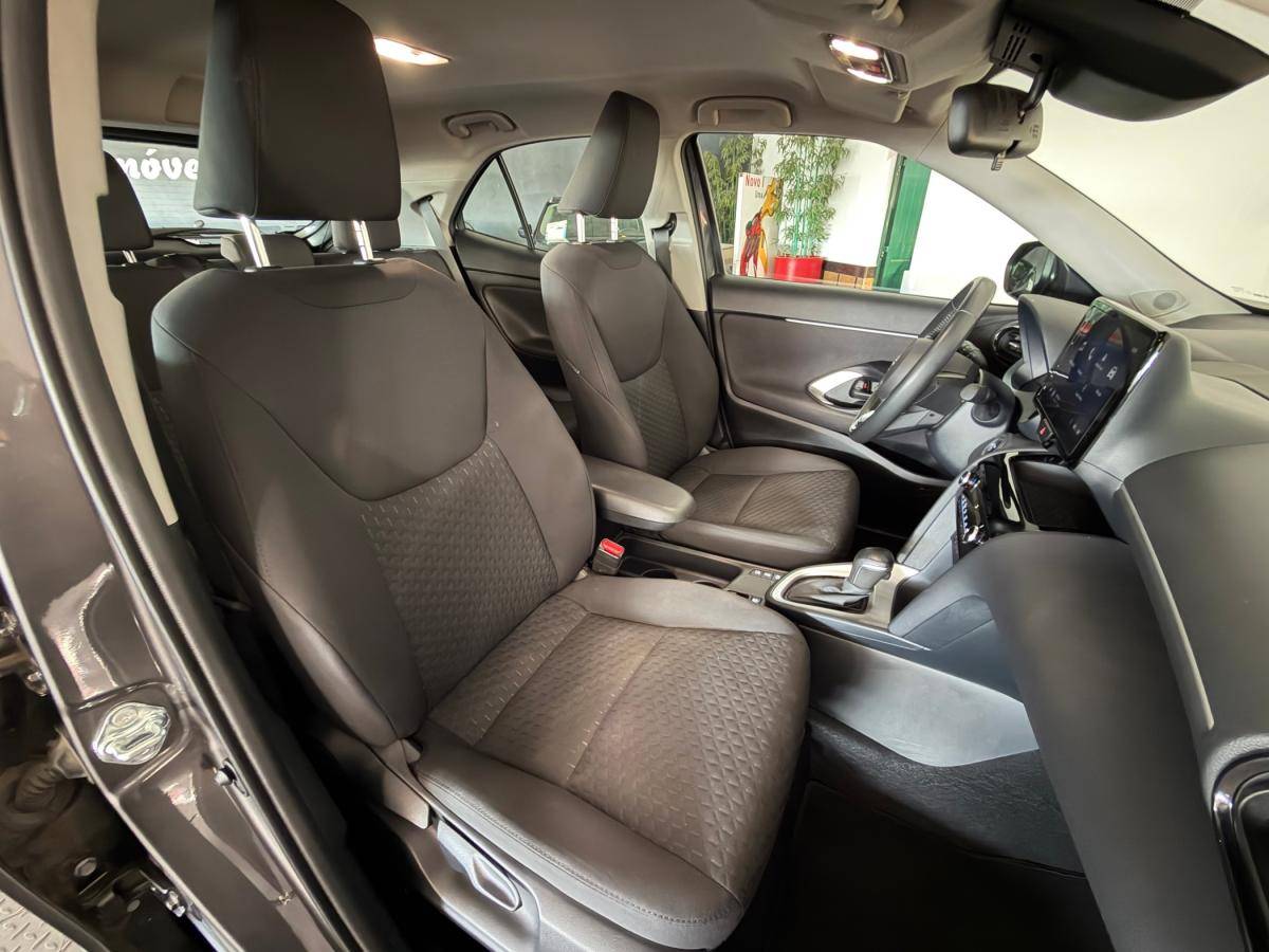 toyota-yaris-cross-2024-hibrido-a-gasolina-1490cc
