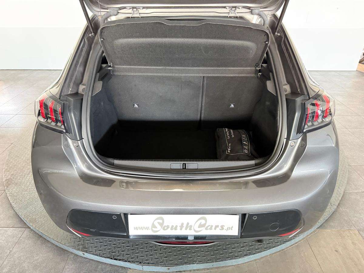 peugeot-208-2022-gasolina-1199cc
