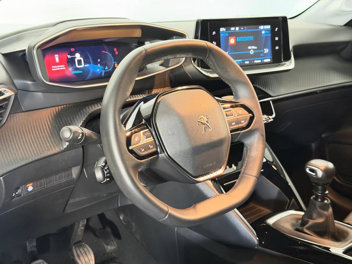 peugeot-208-2022-gasolina-1199cc
