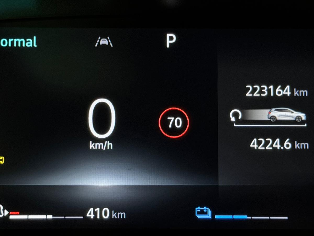 renault-clio-2024-hibrido-a-gasolina-1598cc