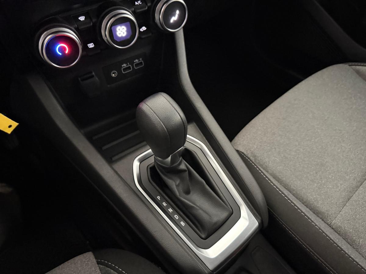renault-clio-2024-hibrido-a-gasolina-1598cc