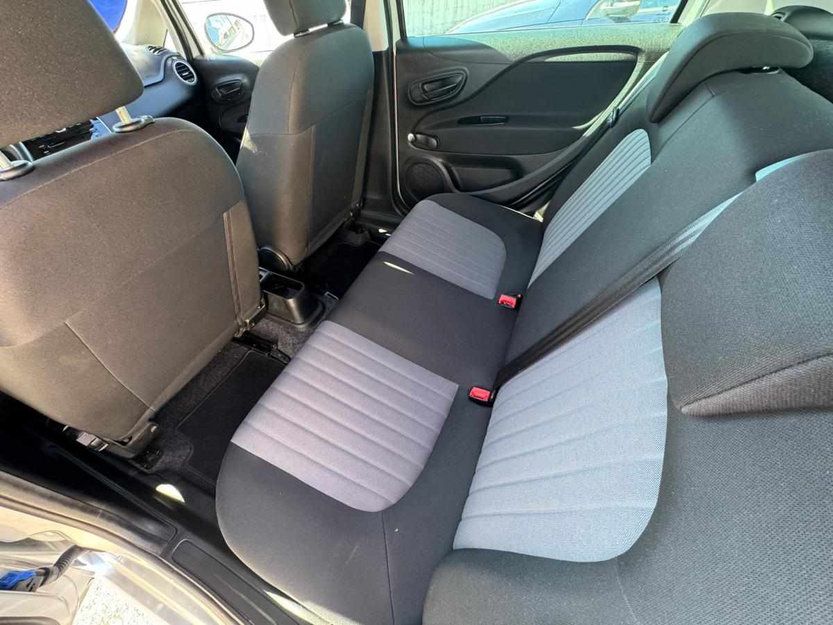 fiat-punto-1-2-ss-2018-gasolina-1242cc