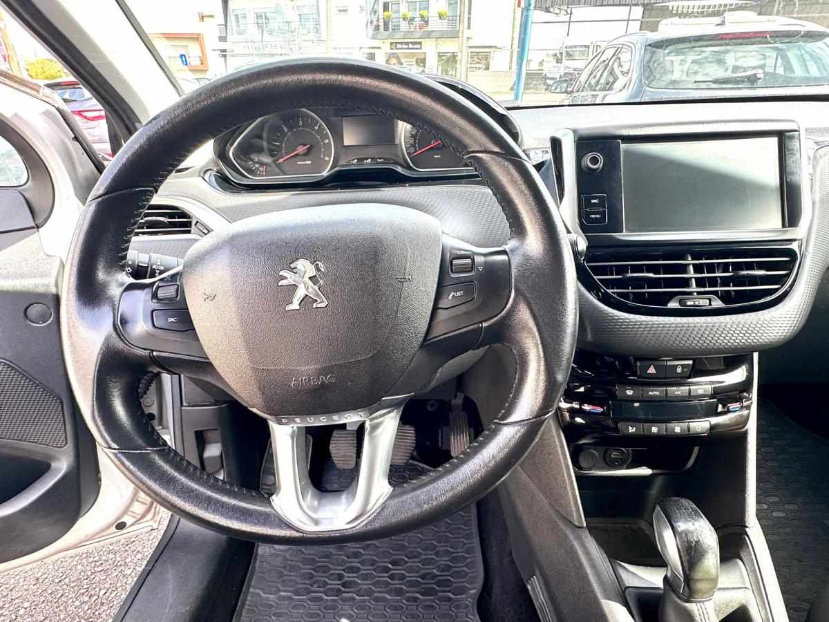 peugeot-208-1-4-hdi-2014-diesel-1398cc