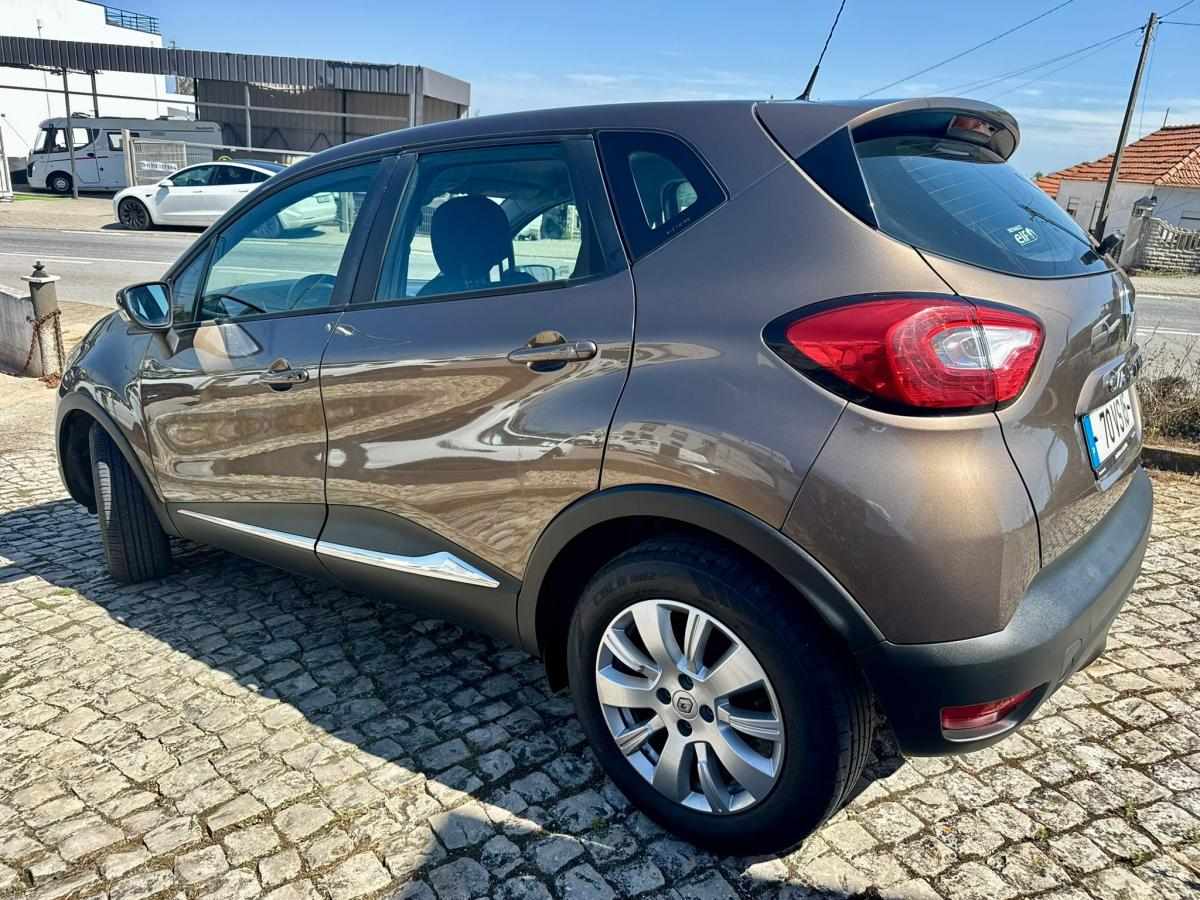 renault-captur-0-9-tce-2015-gasolina-898cc
