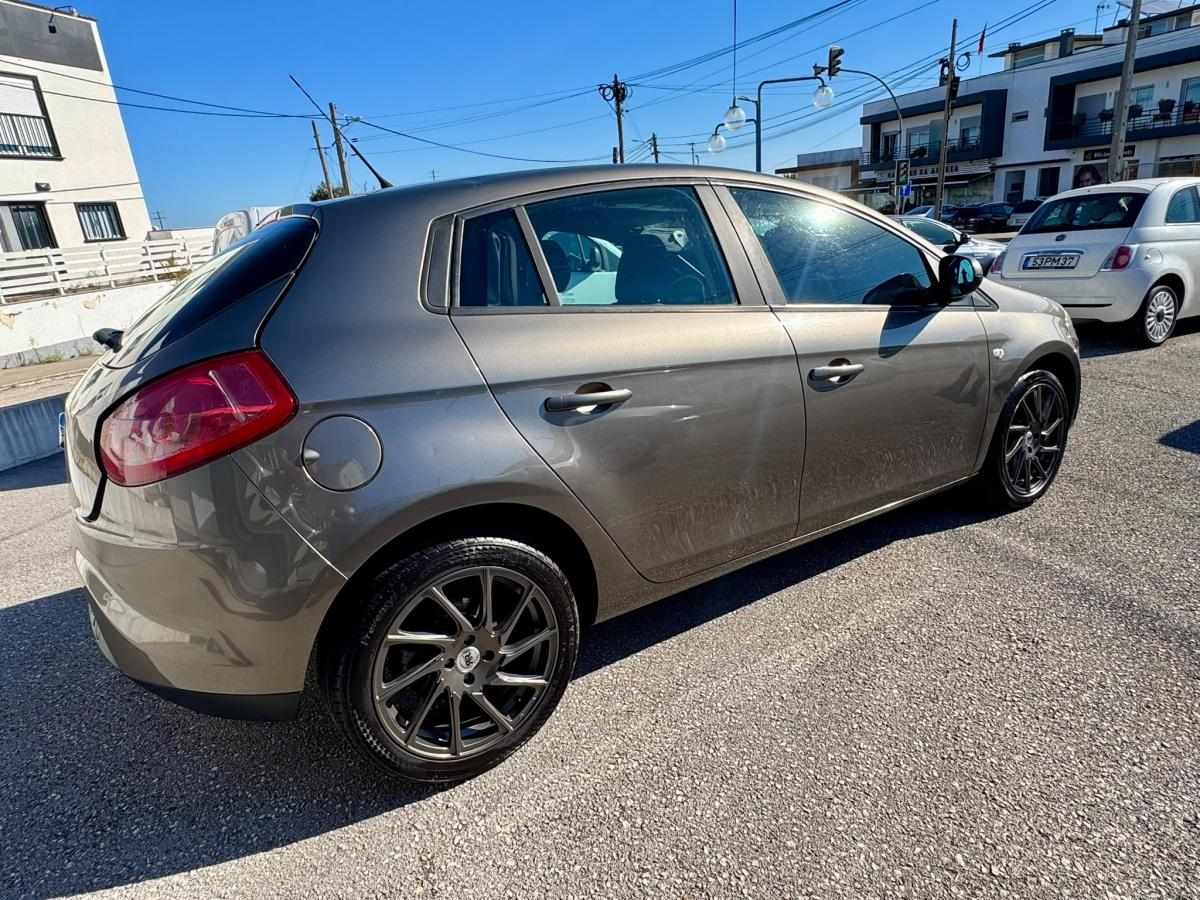 fiat-bravo-1-6-multijet-2008-diesel-1598cc
