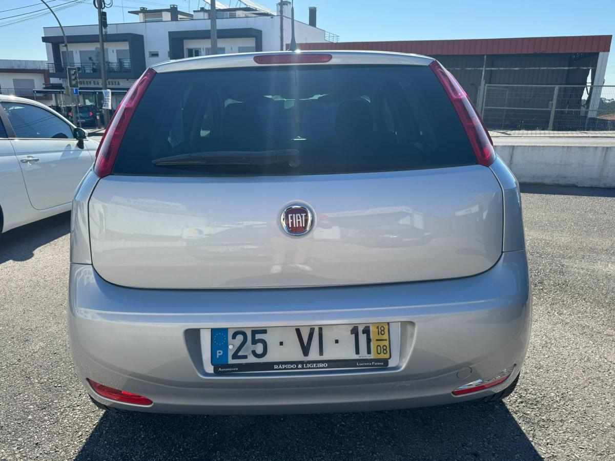 fiat-punto-1-2-2018-gasolina-1242cc