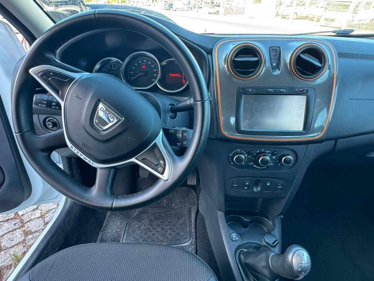 dacia-sandero-0-9-tce-gpl-2017-gpl-898cc