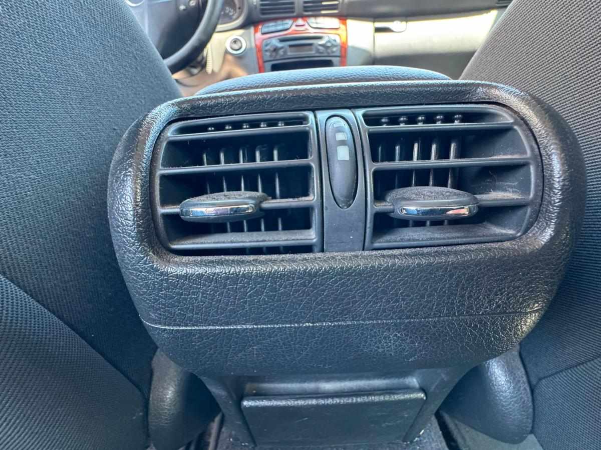 mercedes-benz-classe-c-c-220-cdi-2004-diesel-2148cc