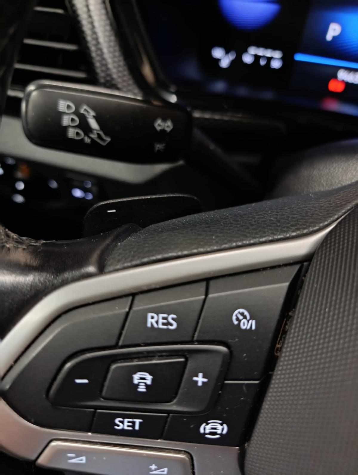volkswagen-t-cross-2023-gasolina-999cc