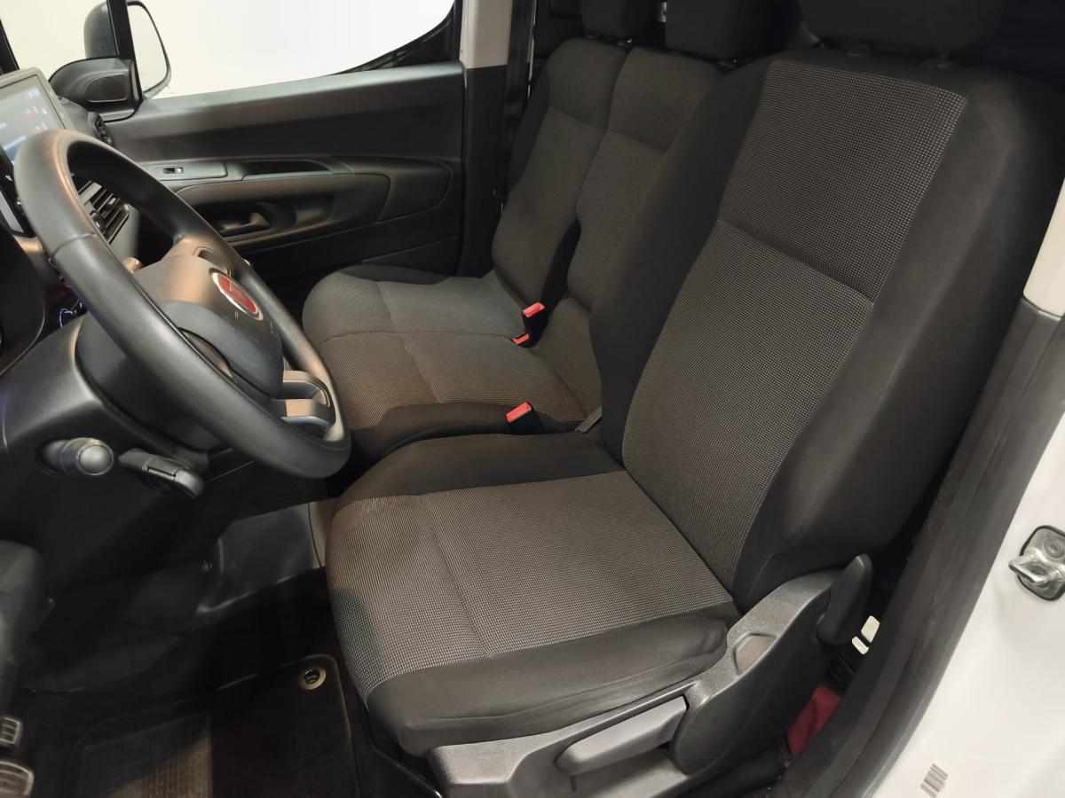 fiat-doblo-2023-diesel-1499cc