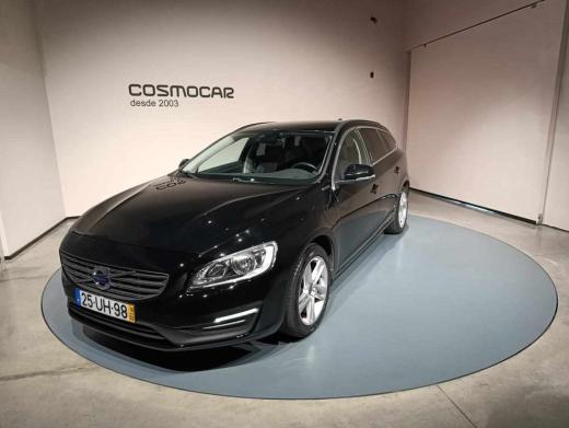 volvo-v60-2018-diesel-2400cc