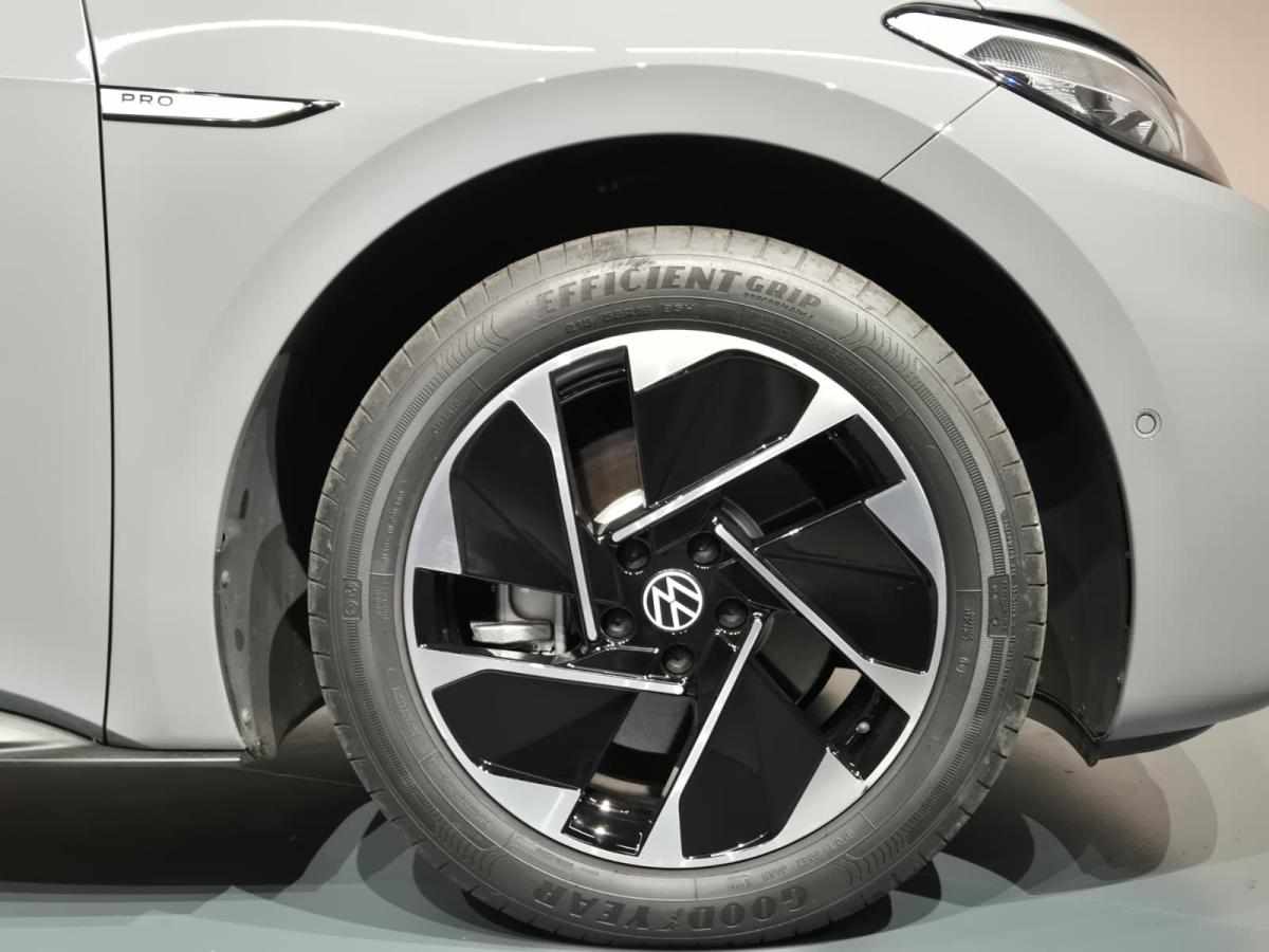 volkswagen-id-3-2023-eletrico-0cc
