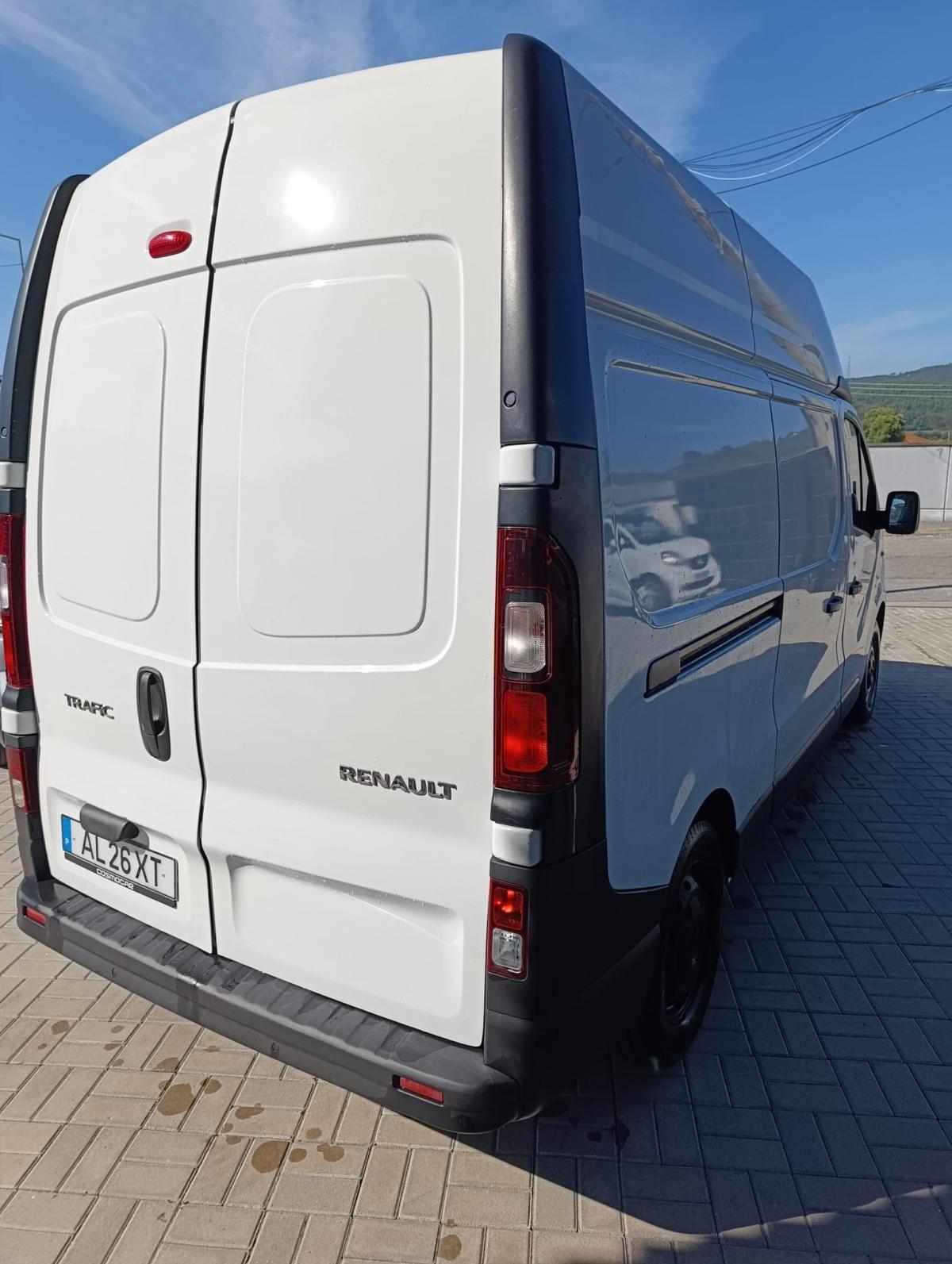 renault-trafic-2021-diesel-0cc