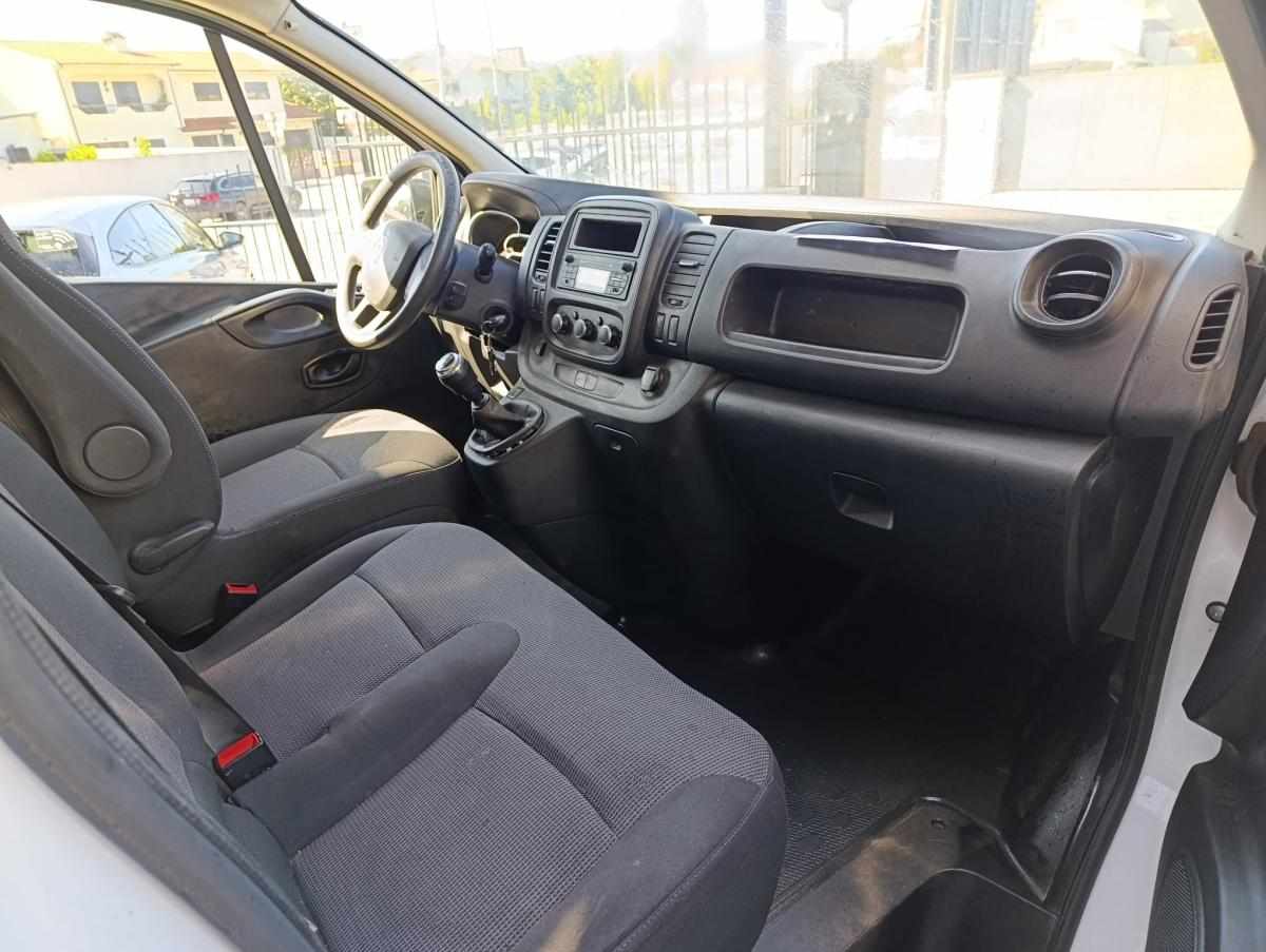 renault-trafic-2021-diesel-0cc