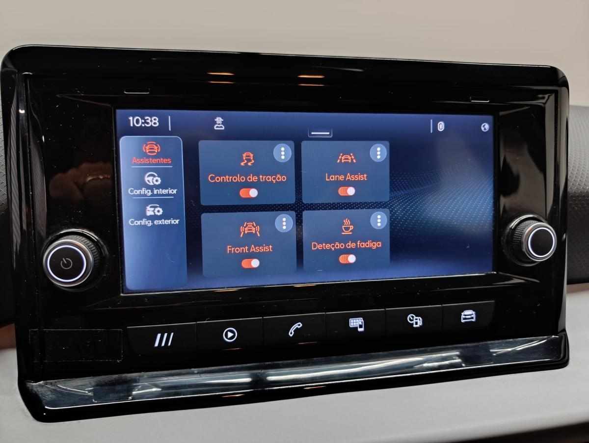 seat-arona-1-0-tsi-2023-gasolina-999cc