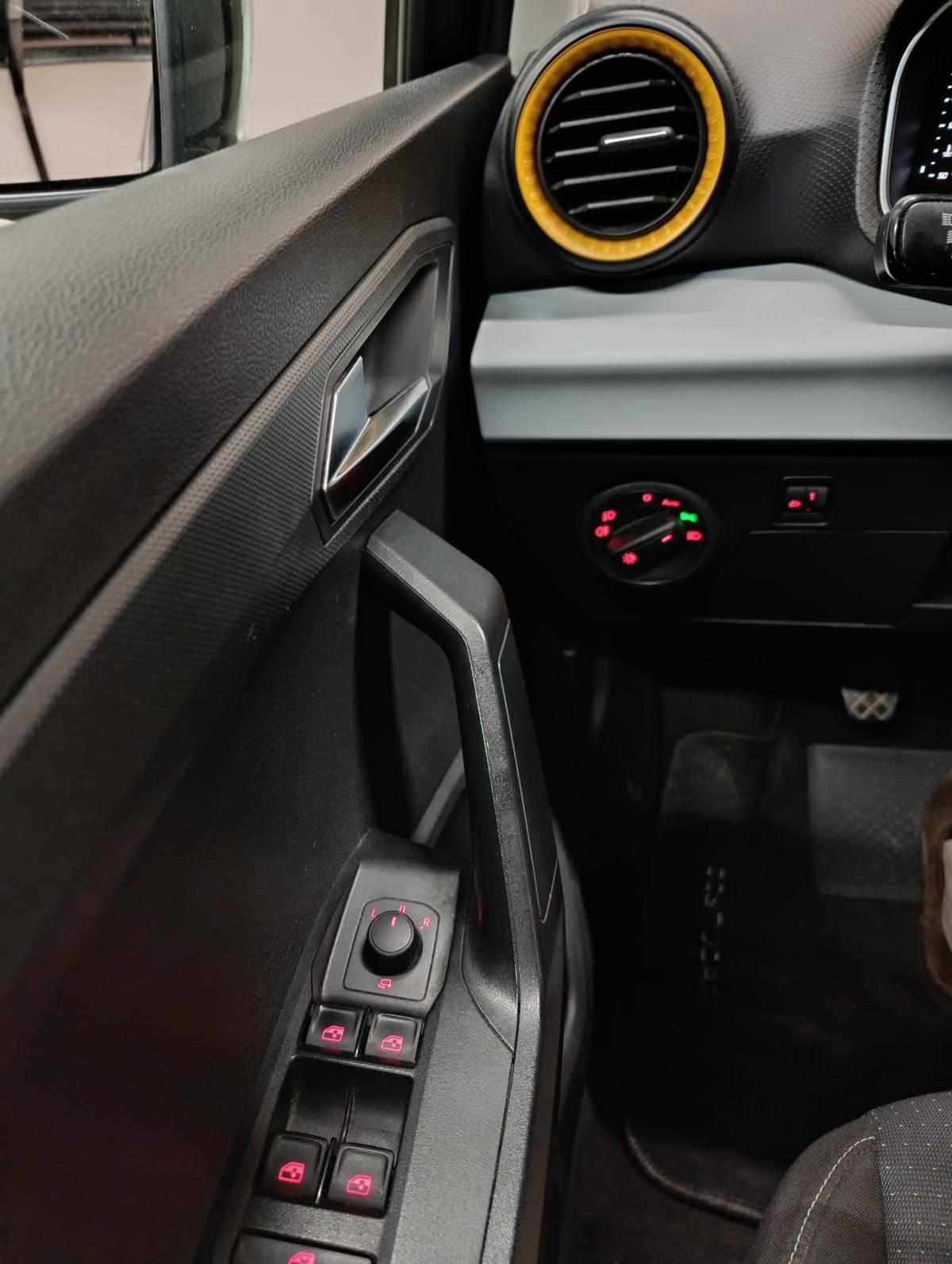 seat-arona-1-0-tsi-2023-gasolina-999cc