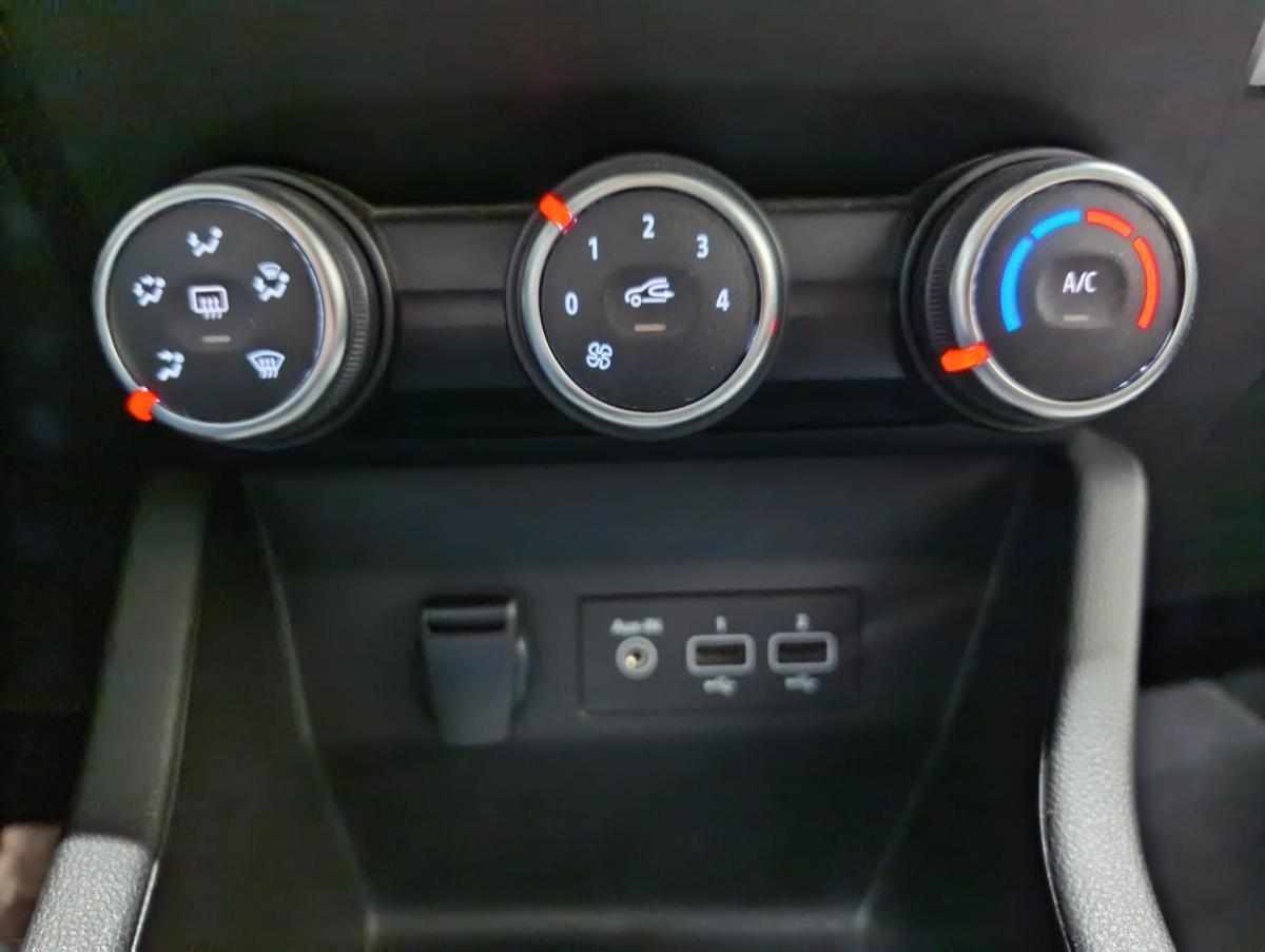 renault-clio-1-0-tce-2023-gasolina-999cc