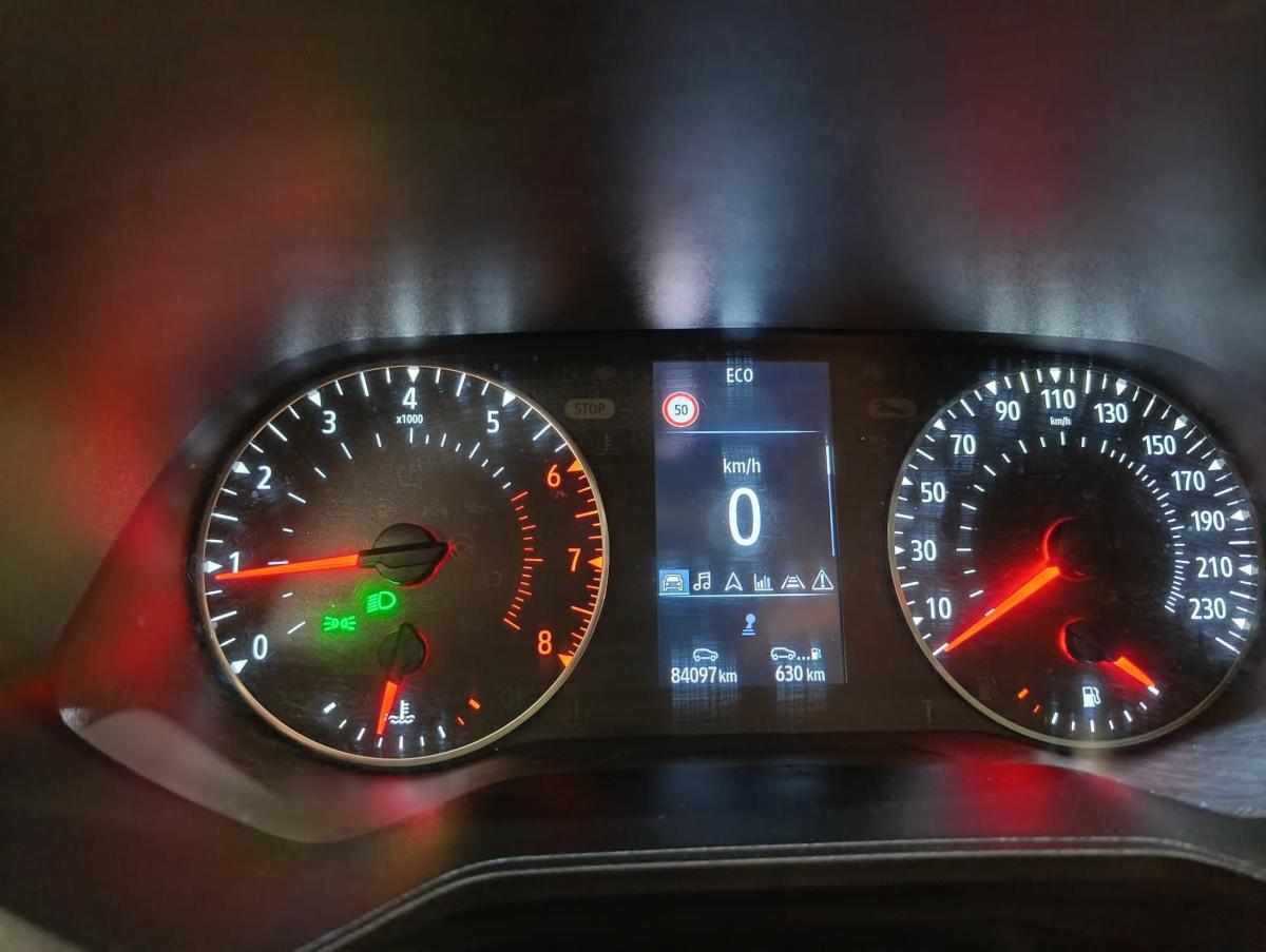 renault-clio-1-0-tce-2023-gasolina-999cc