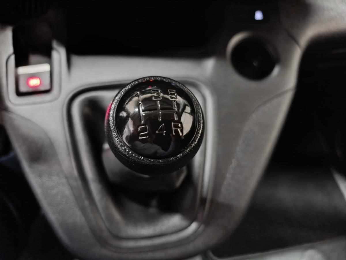 peugeot-partner-2019-diesel-1560cc