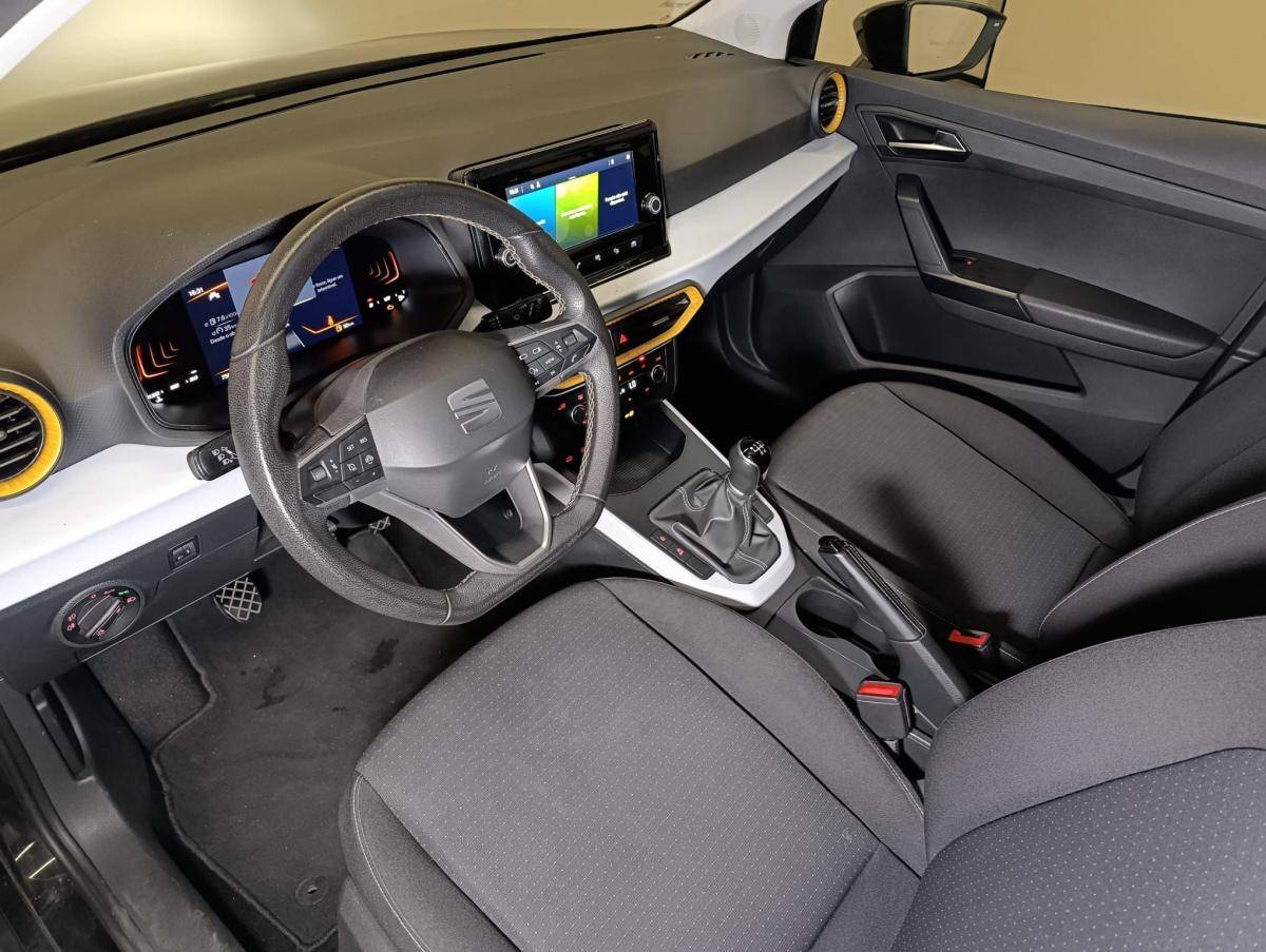seat-arona-2023-gasolina-999cc