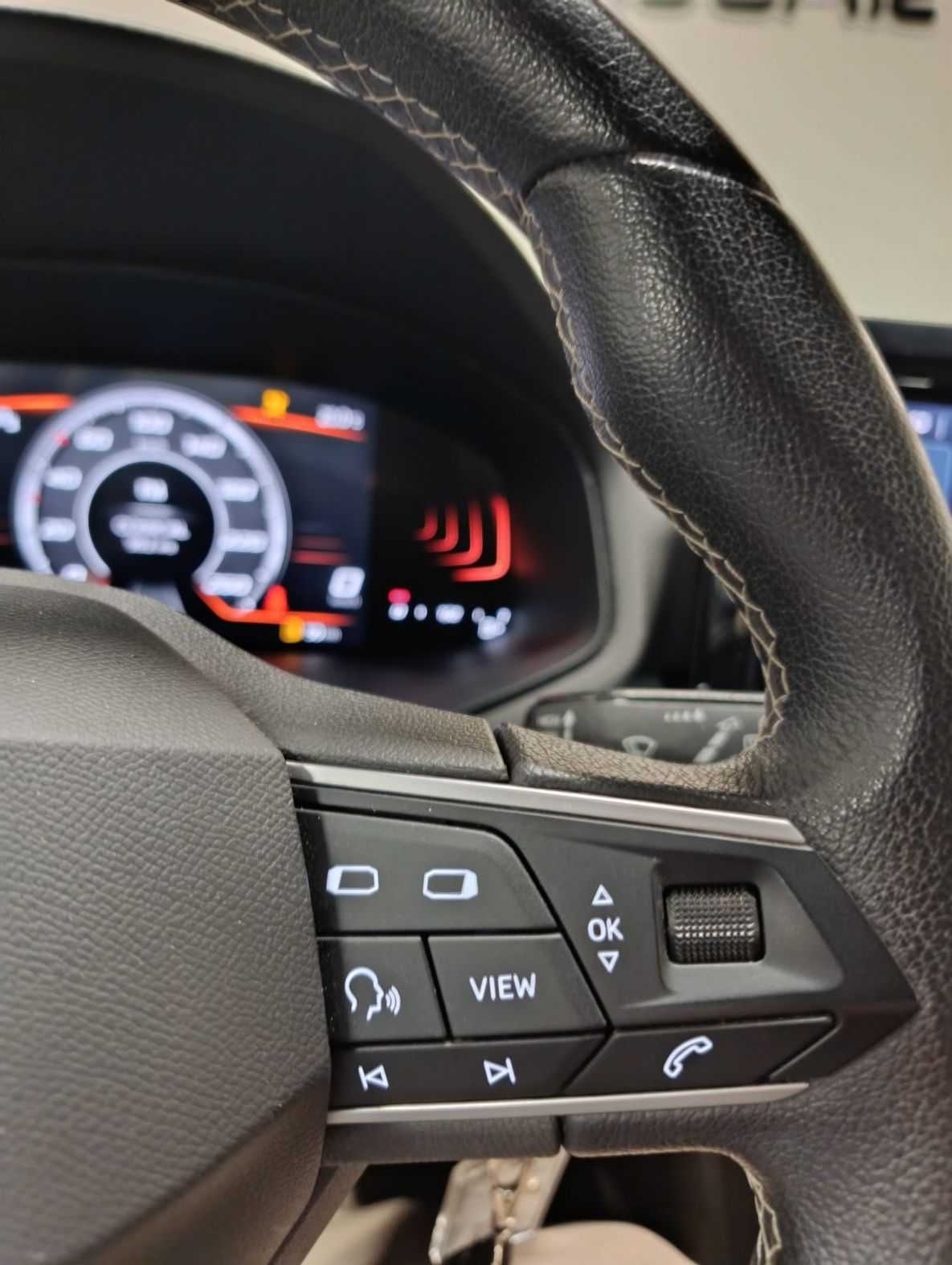 seat-arona-2023-gasolina-999cc