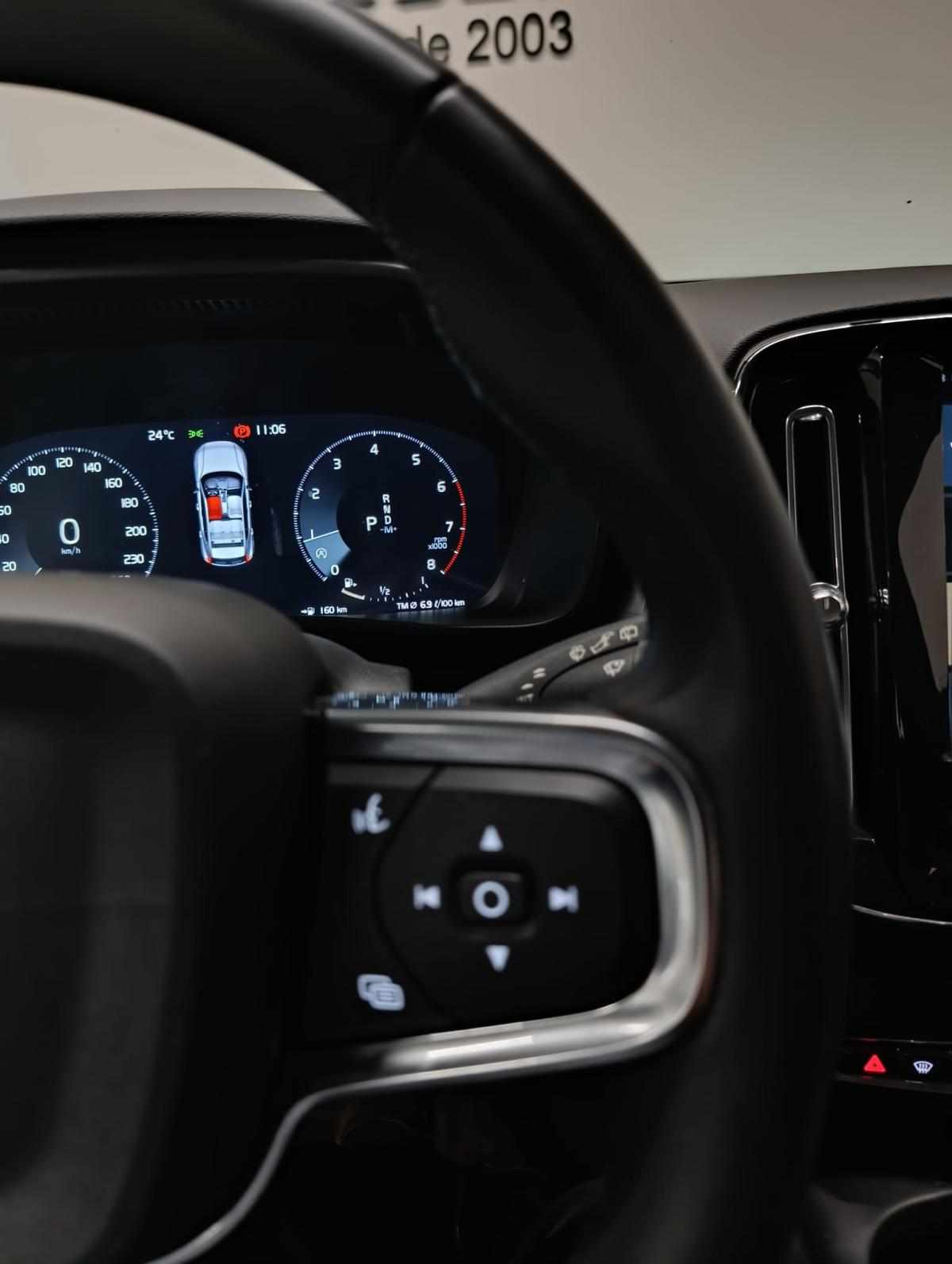 volvo-xc40-2022-gasolina-0cc