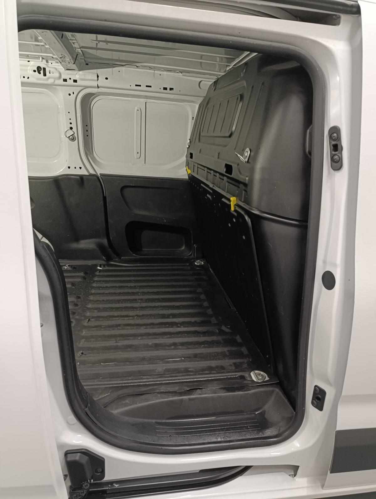 fiat-doblo-2023-diesel-1499cc