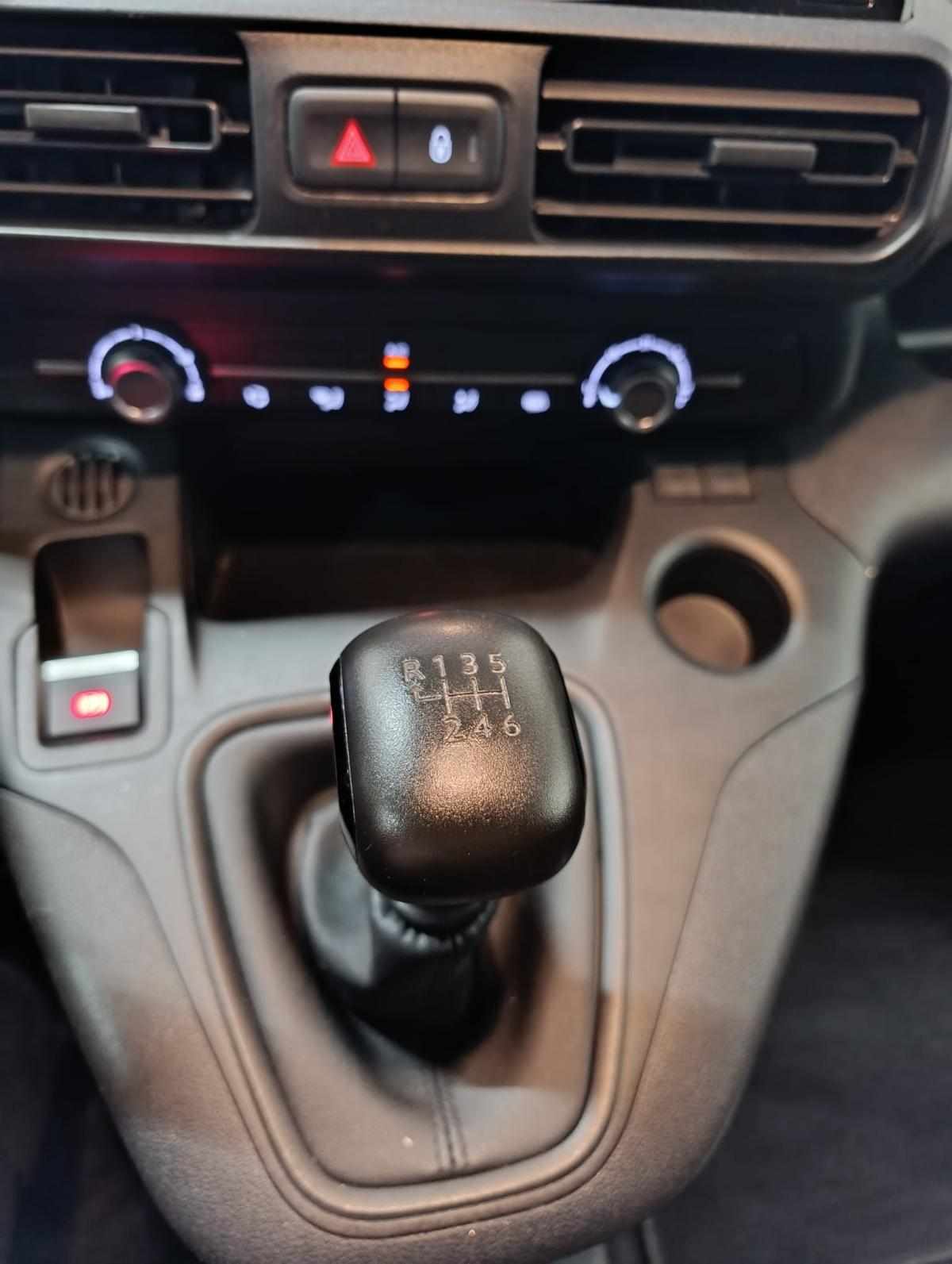 fiat-doblo-2023-diesel-1499cc