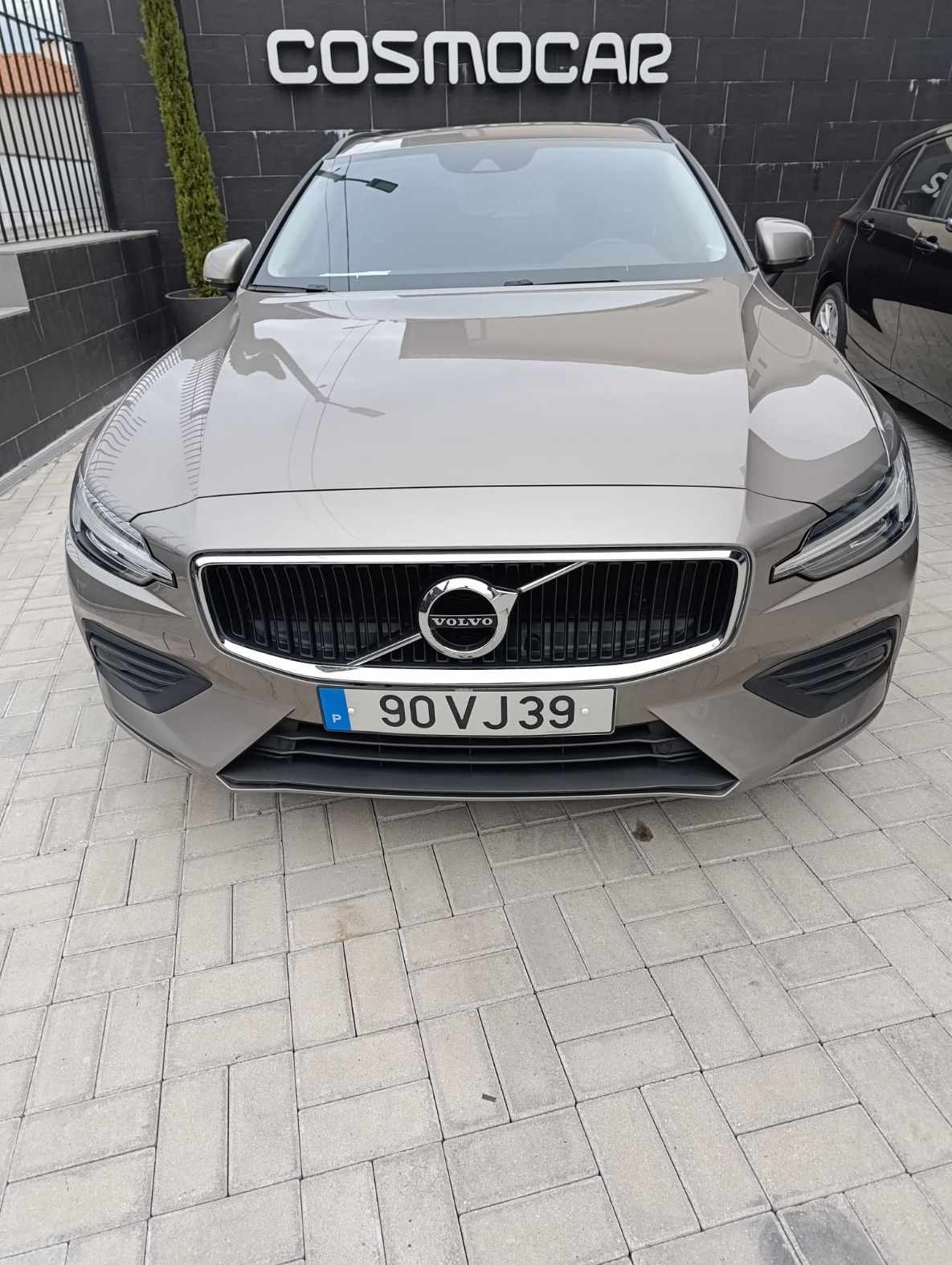 volvo-v60-2018-diesel-1969cc