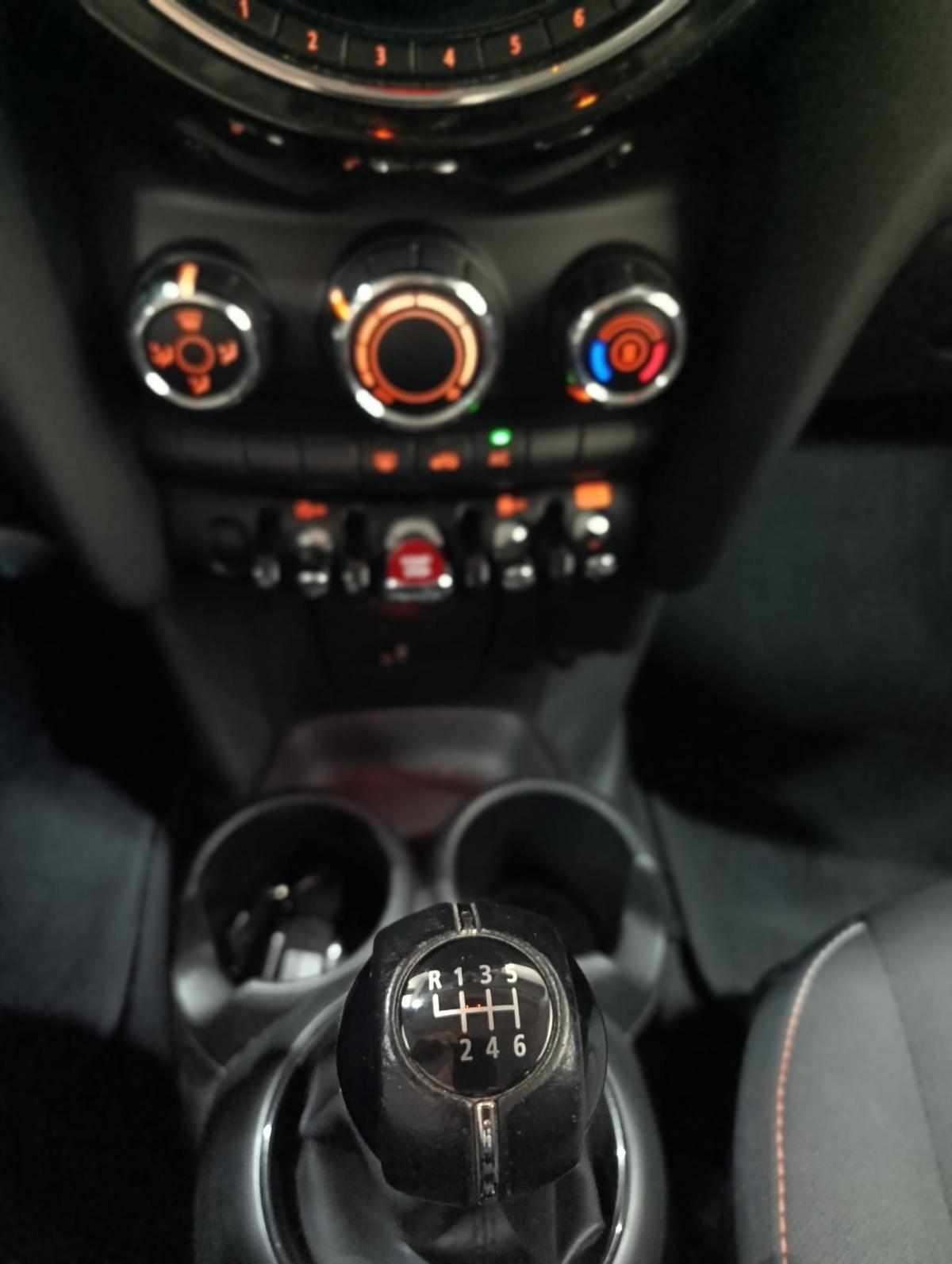 mini-hatch-d-1-5-2018-diesel-1496cc