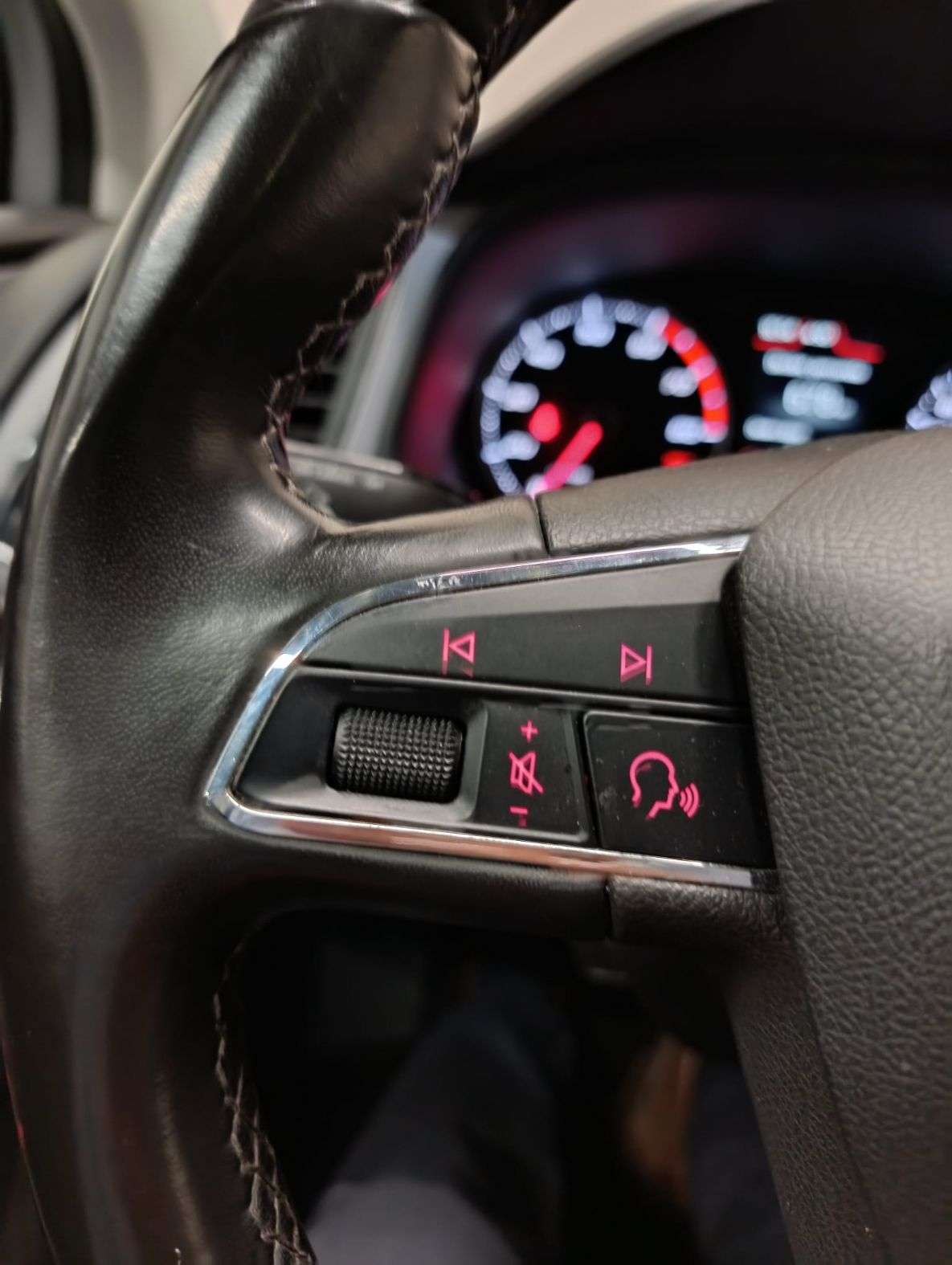 seat-leon-2020-gasolina-999cc