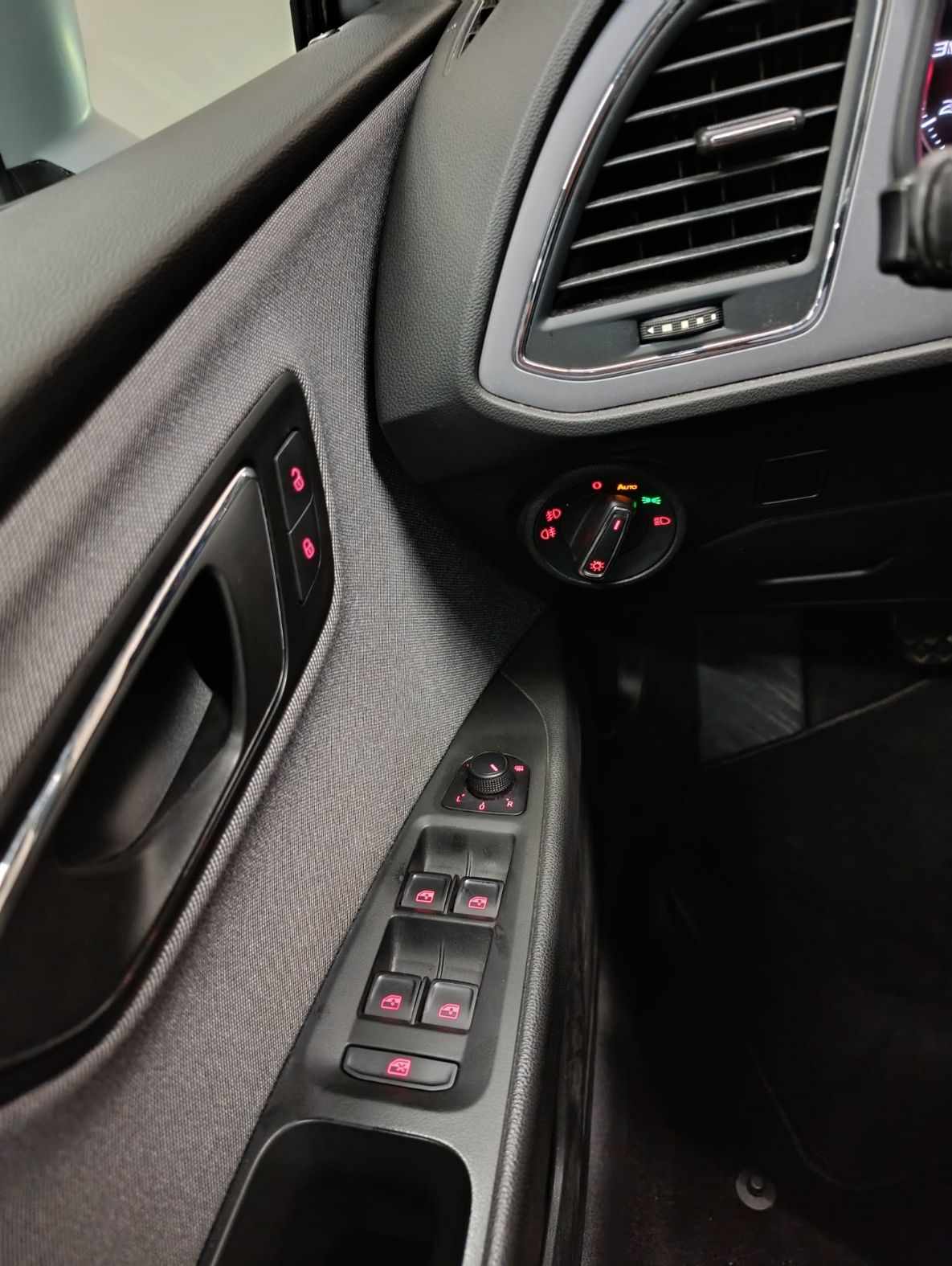 seat-leon-2020-gasolina-999cc