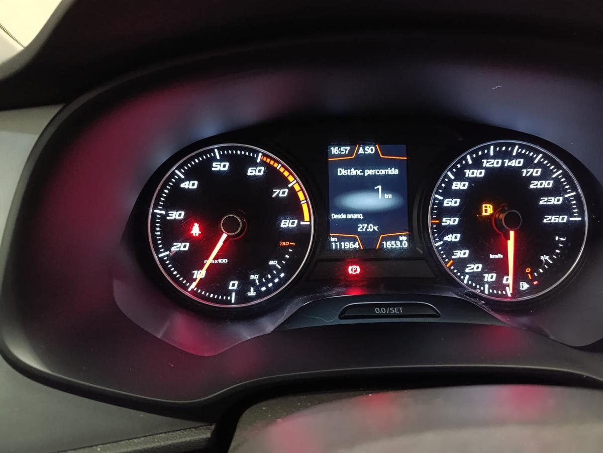 seat-leon-2020-gasolina-999cc