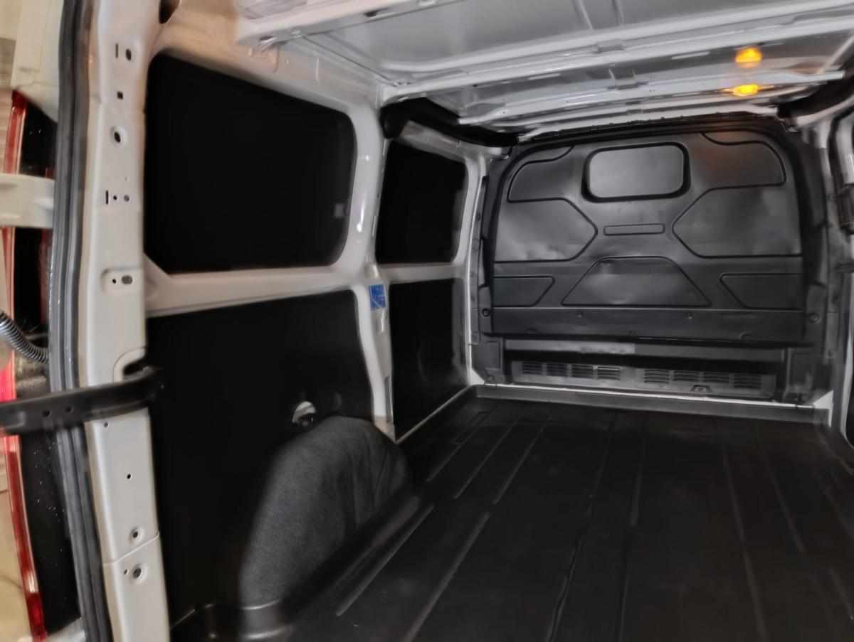 ford-transit-custom-2022-diesel-0cc